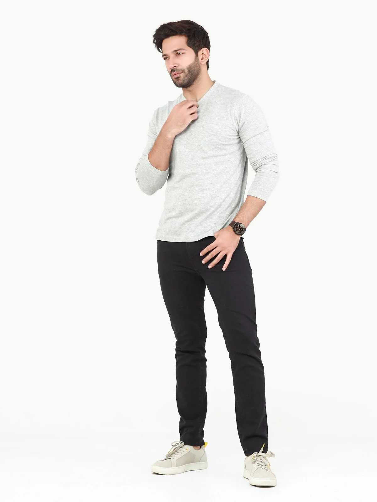 V-Neck Basic Tee - EMTBF22-010 - Image 2