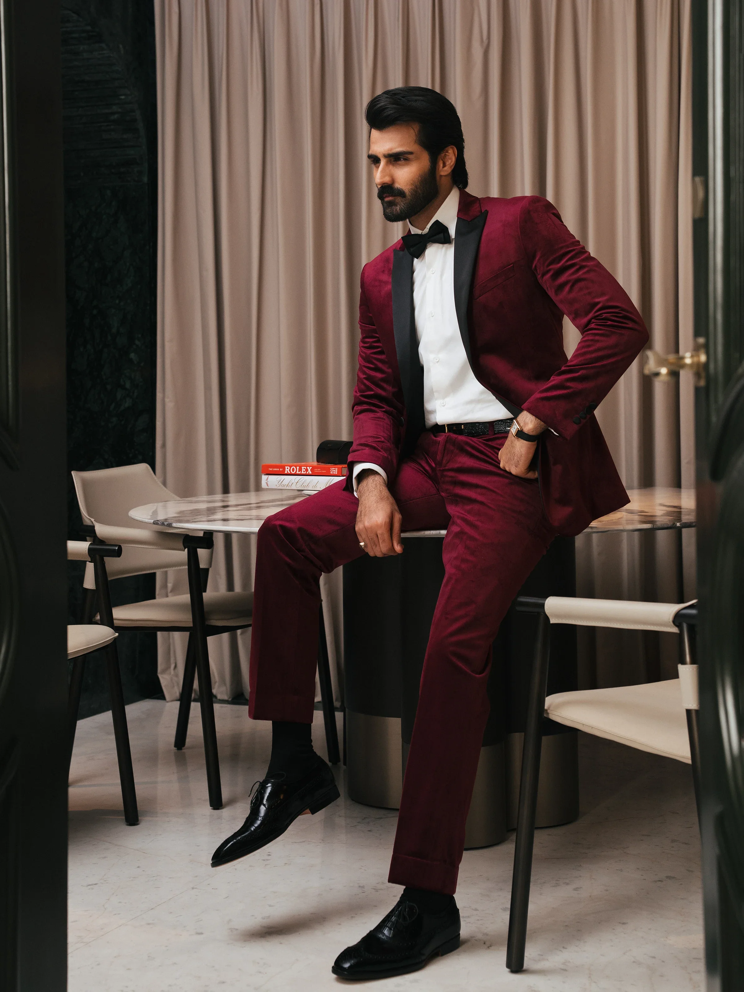 Peak Lapel Collar Tuxedo Suit - ECMTCPT5-1002