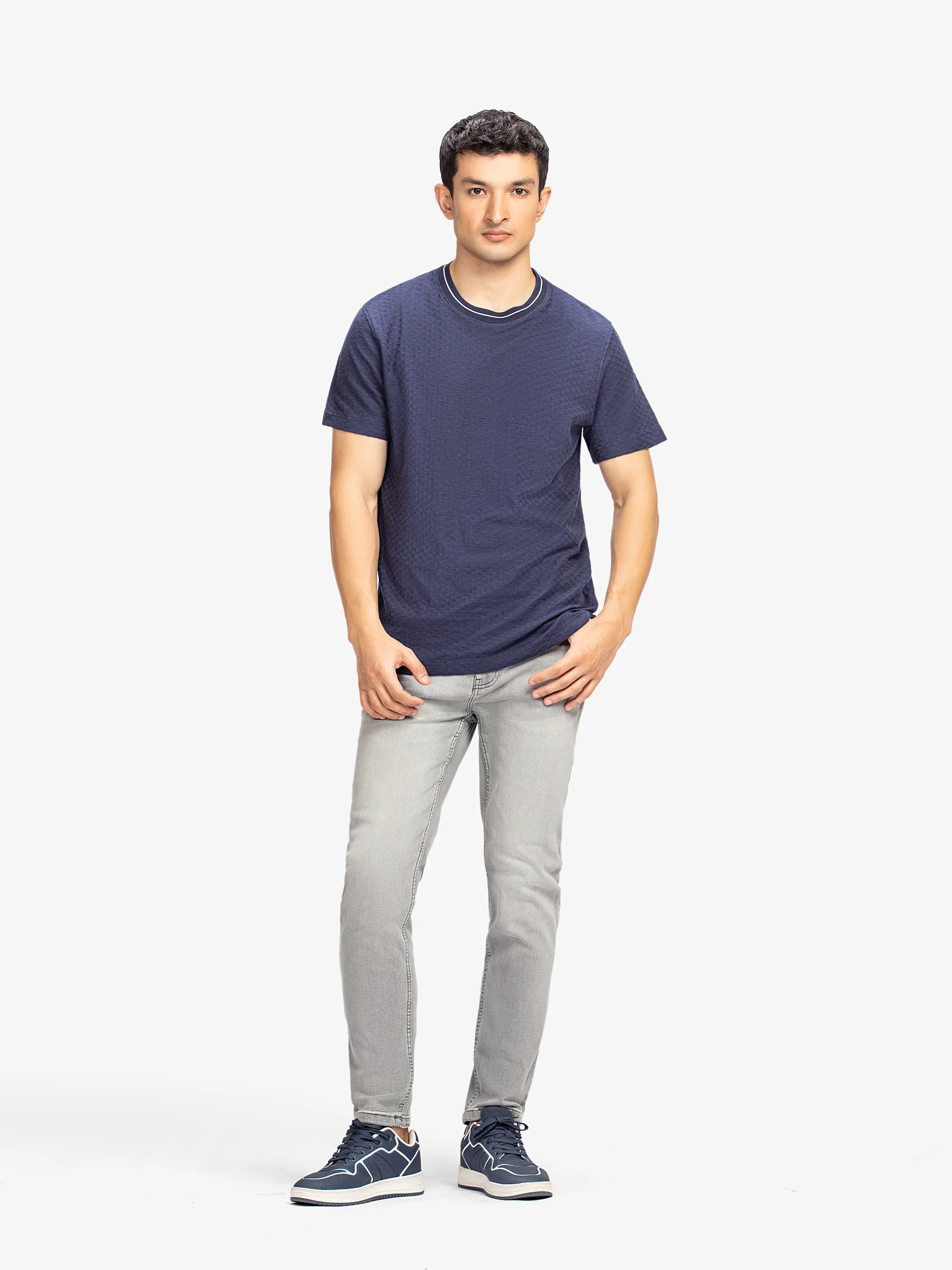 Crew Neck Classic Tee - EMTGT6-031 - Image 3