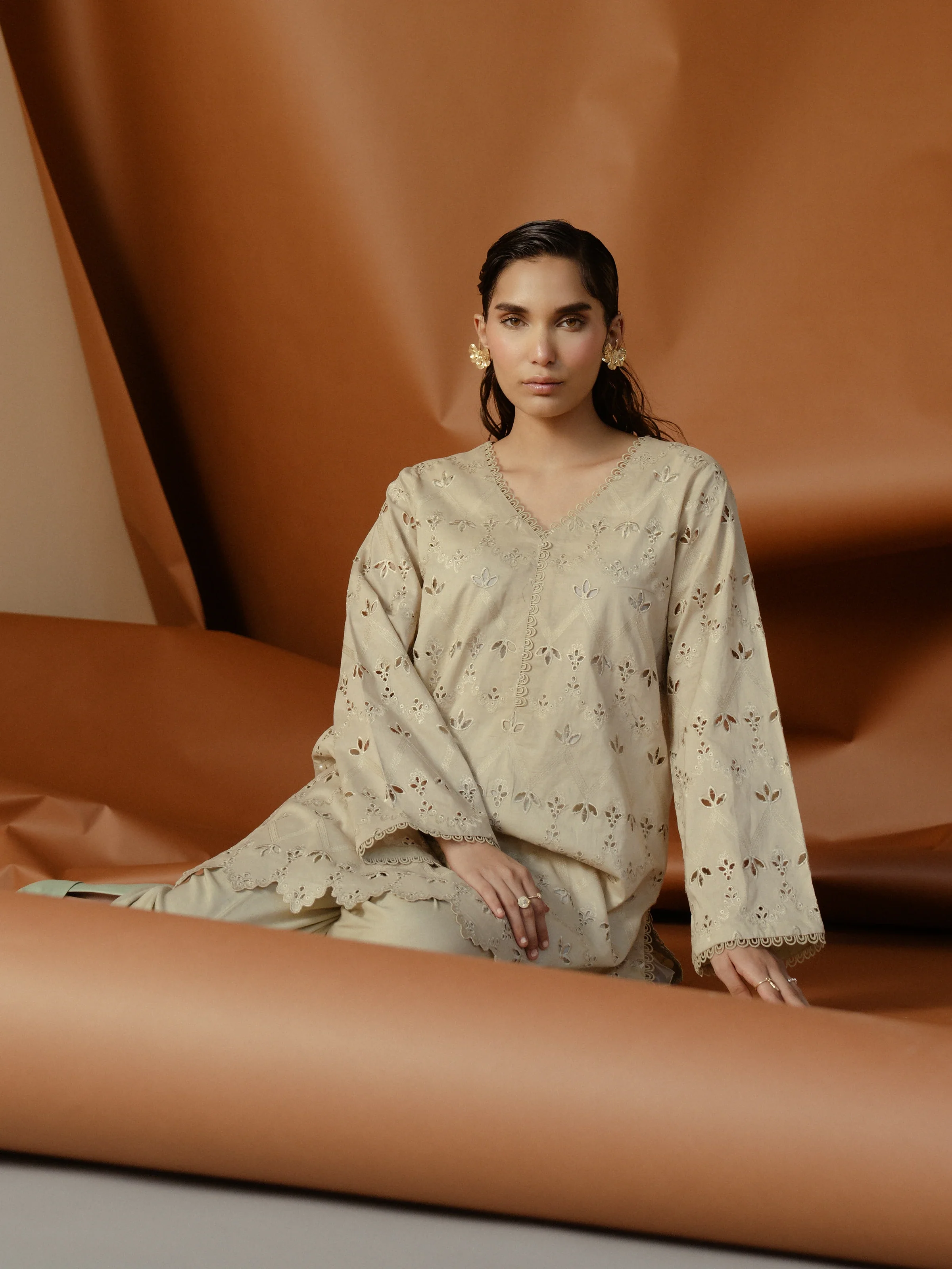 Embroidered Cambric Shirt Trouser - EWTKE24-81193ST - Image 4