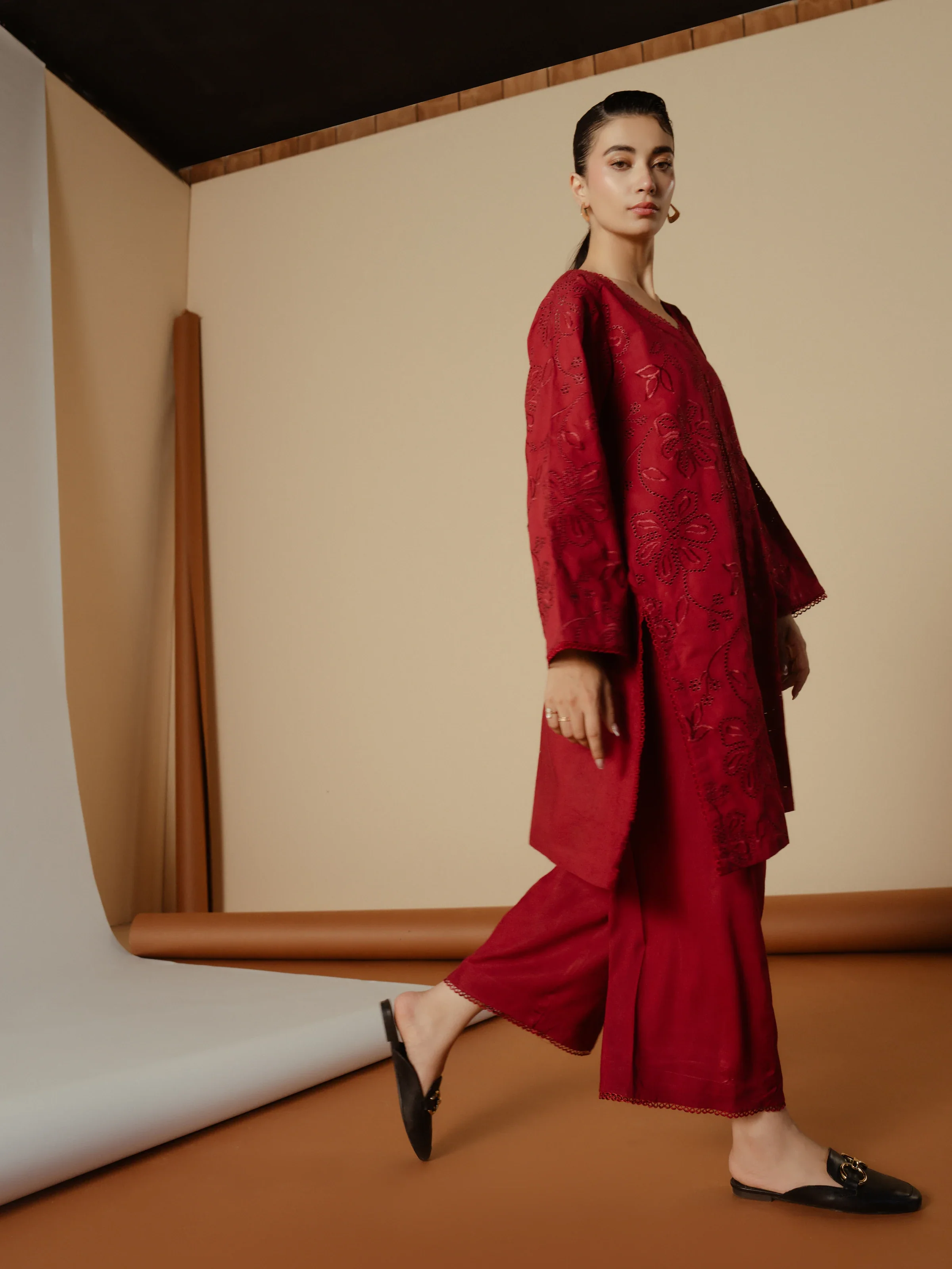 Embroidered Cambric Shirt Trouser - EWTKE24-81199ST - Image 3
