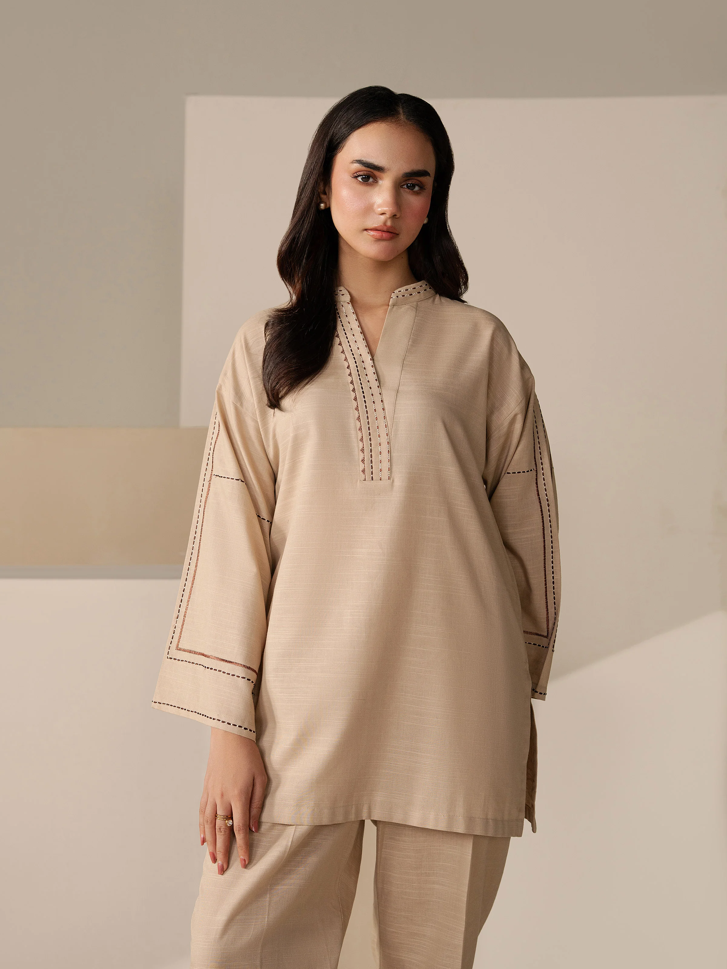 Embroidered Khaddar Co-Ord Set - EWTKE5-84015ST - Image 2