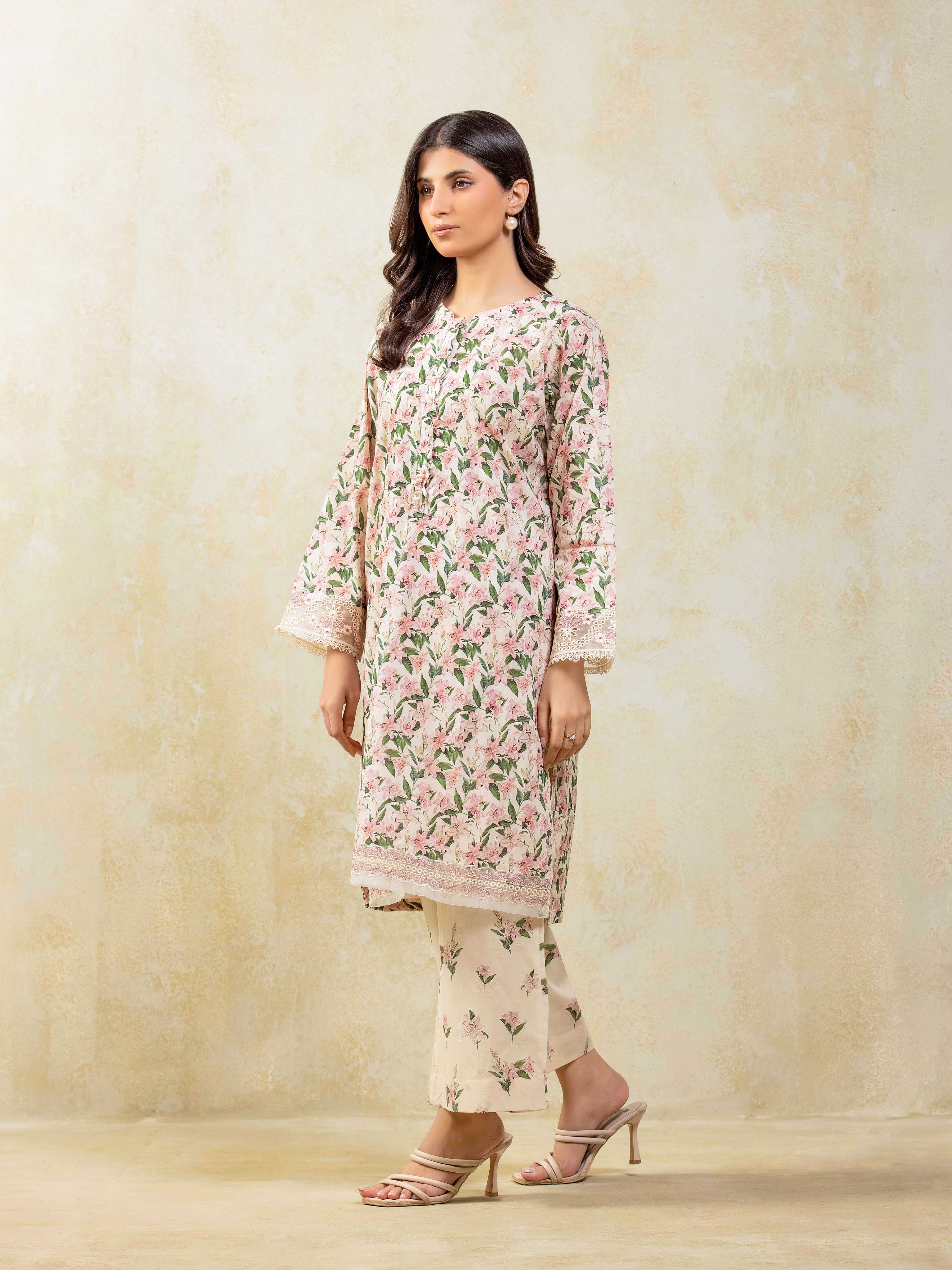 Embroidered Lawn Co-Ord Set - EWTKE5-81687ST - Image 5