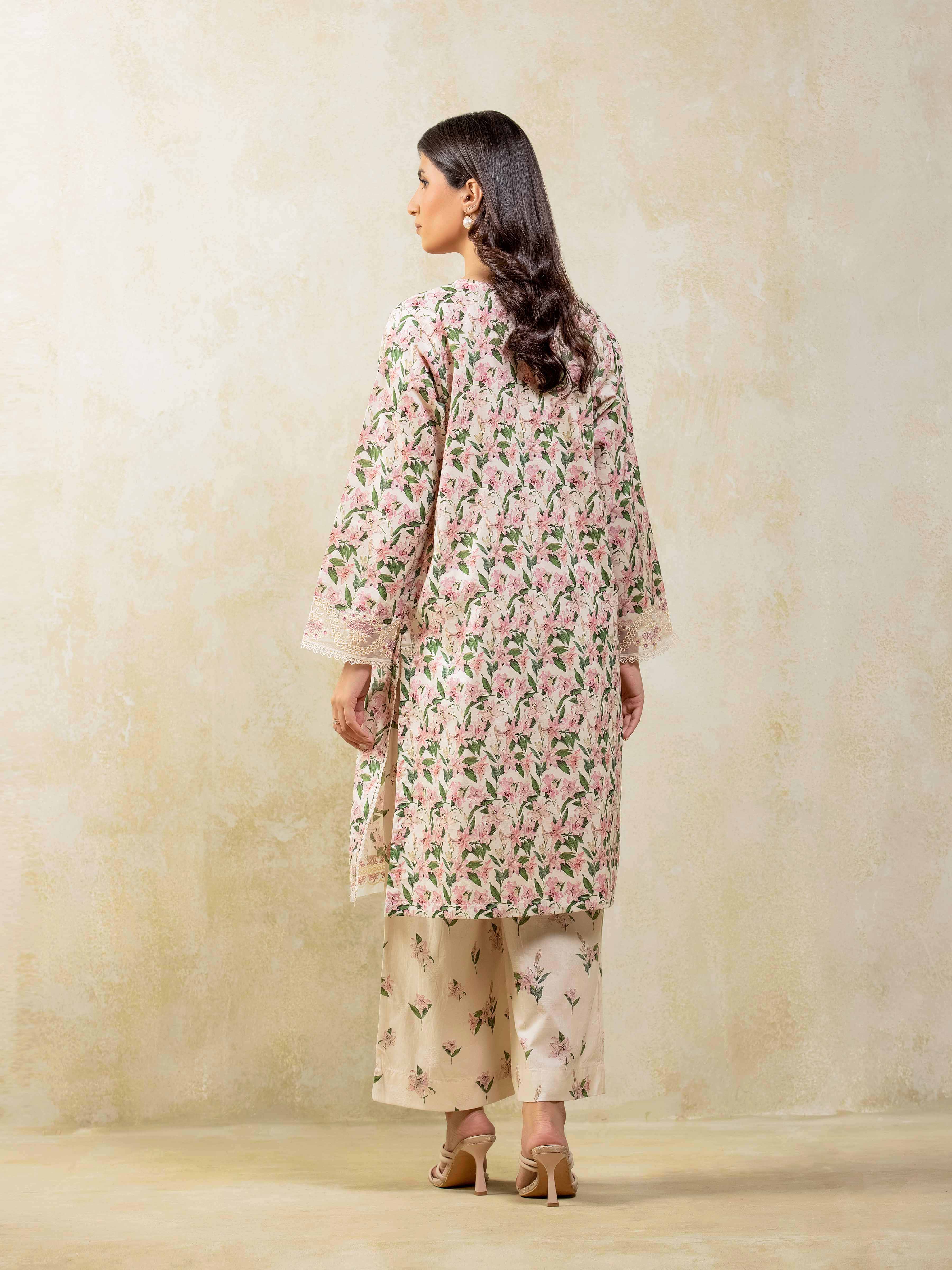 Embroidered Lawn Co-Ord Set - EWTKE5-81687ST - Image 6