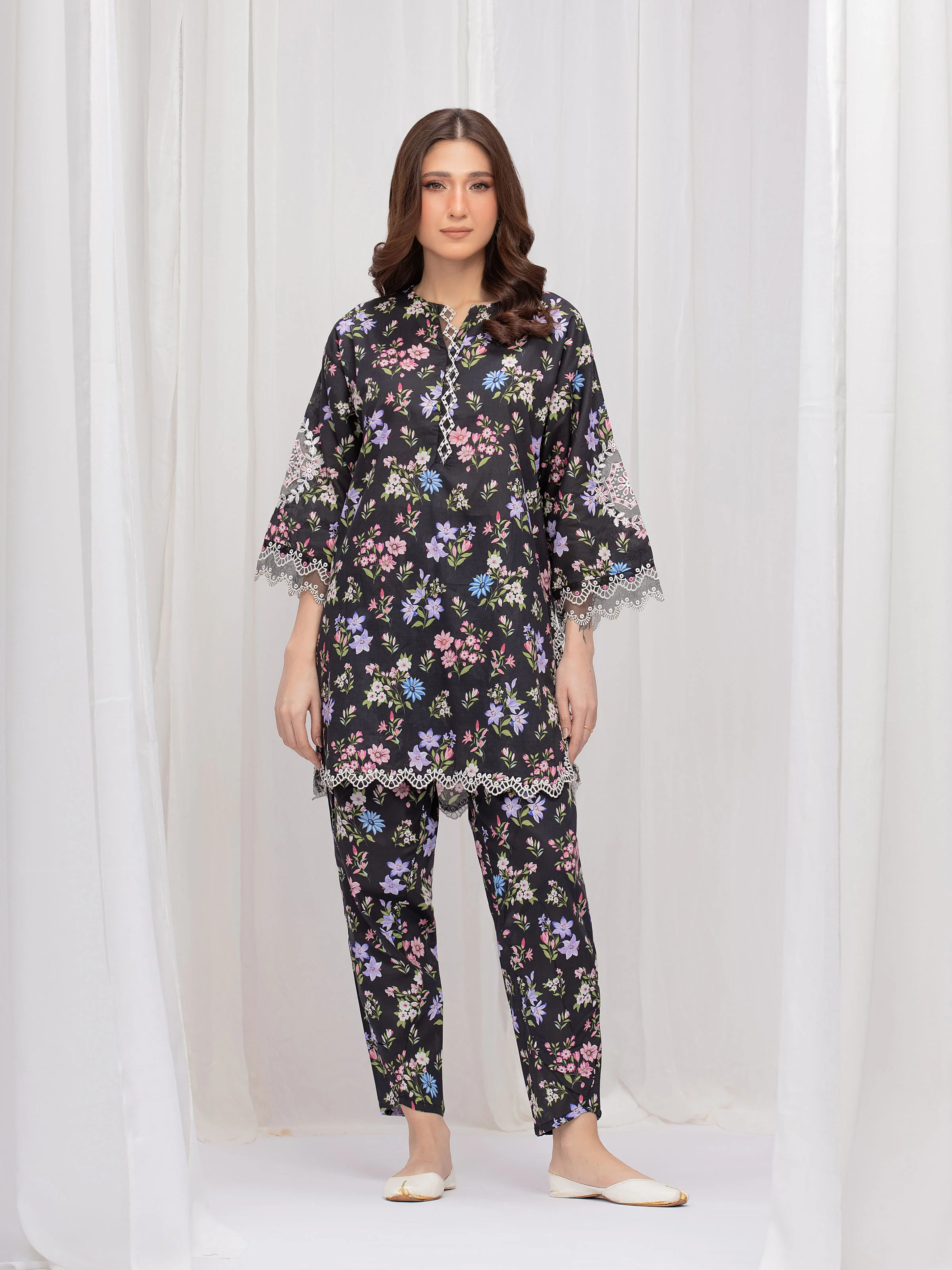 Embroidered Lawn Co-Ord Set - EWTKE5-82447ST