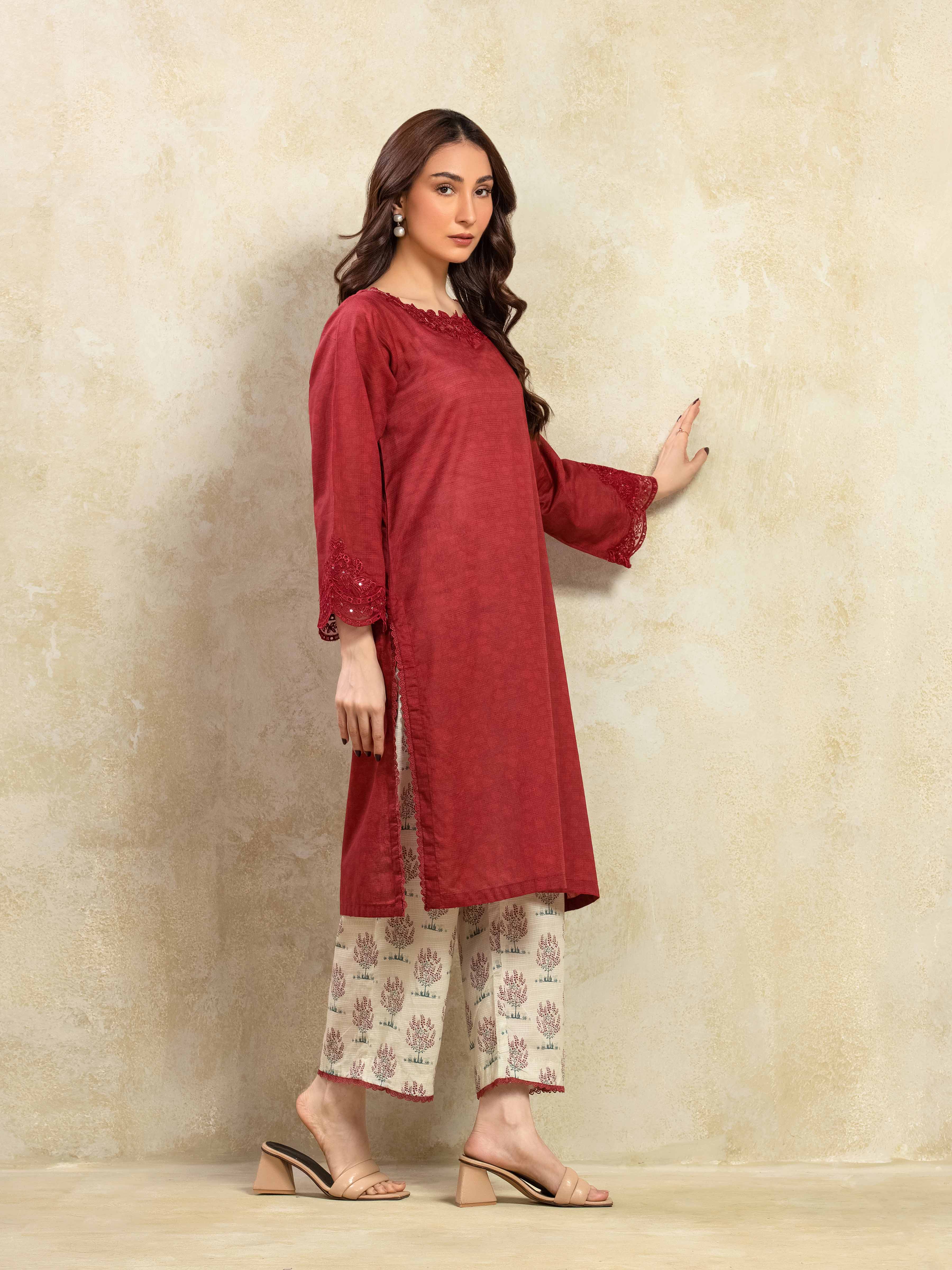 Embroidered Lawn Slub Shirt Trouser - EWTKE5-81681ST - Image 5
