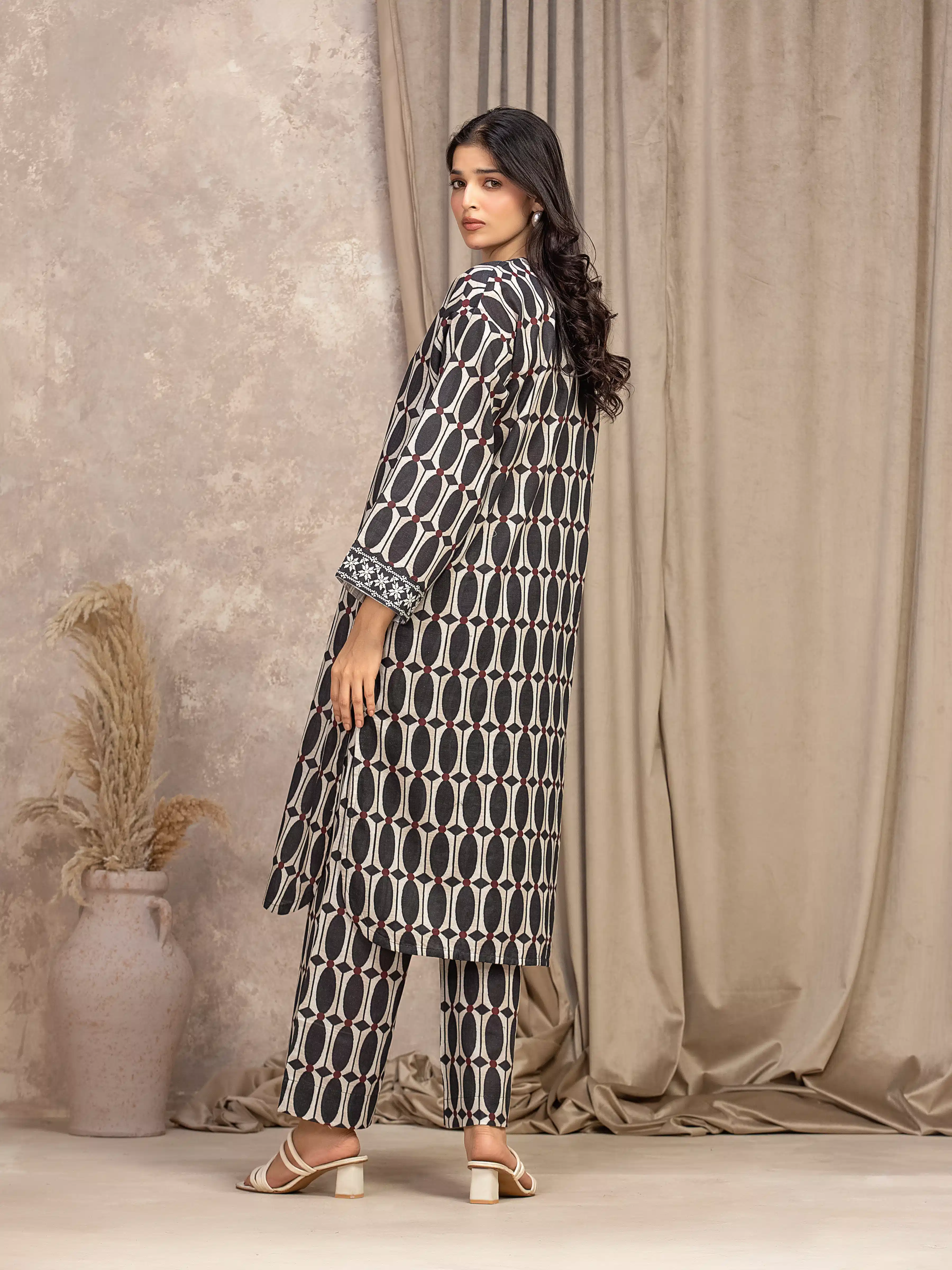 Printed Khaddar Co-Ord Set - EWTKP5-84039ST - Image 5