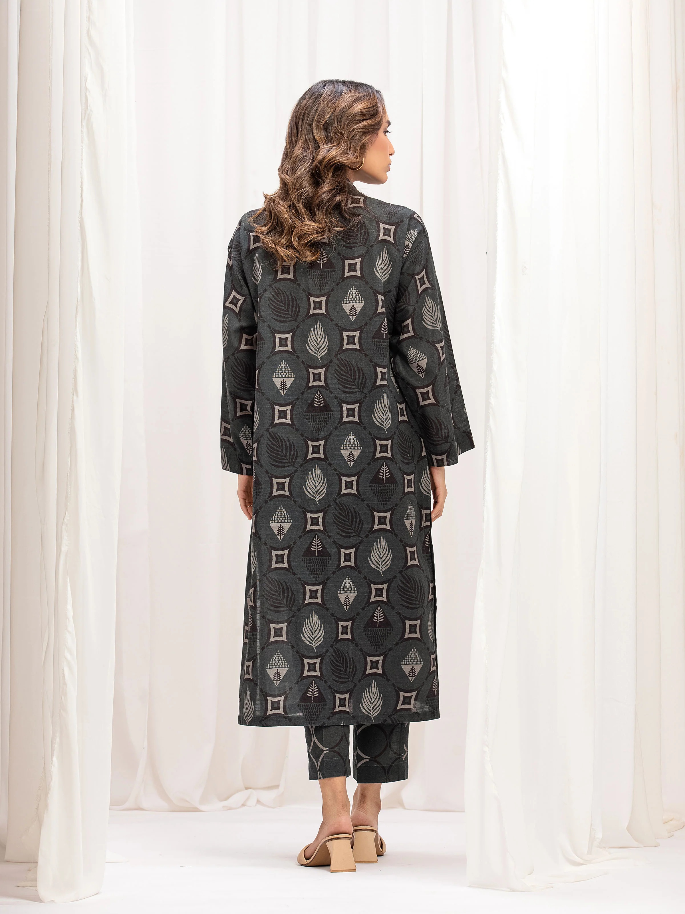 Printed Khaddar Co-Ord Set - EWTKP5-84099ST - Image 5