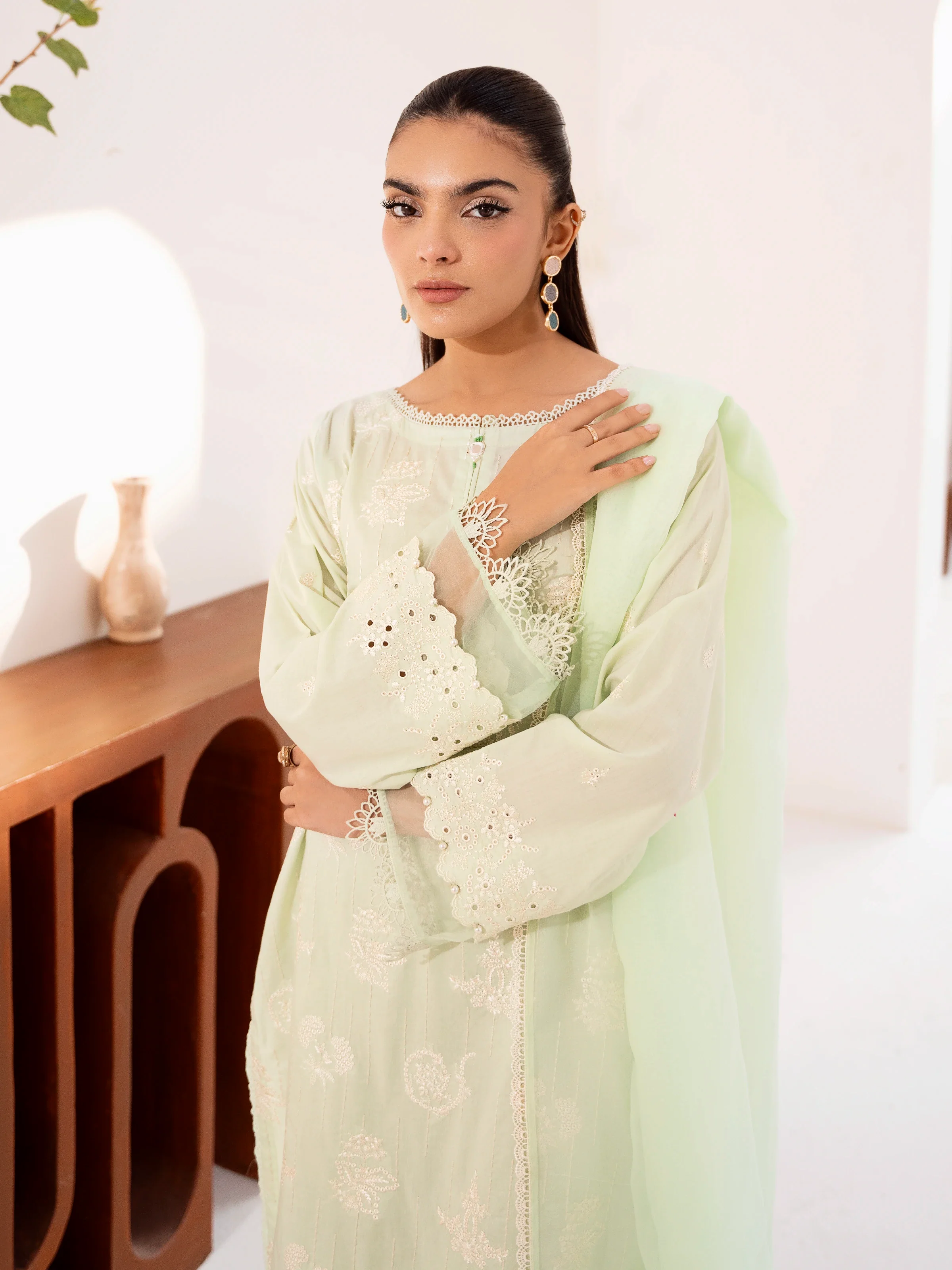 Embroidered Cambric Suit - EWTKE24-81045-3P