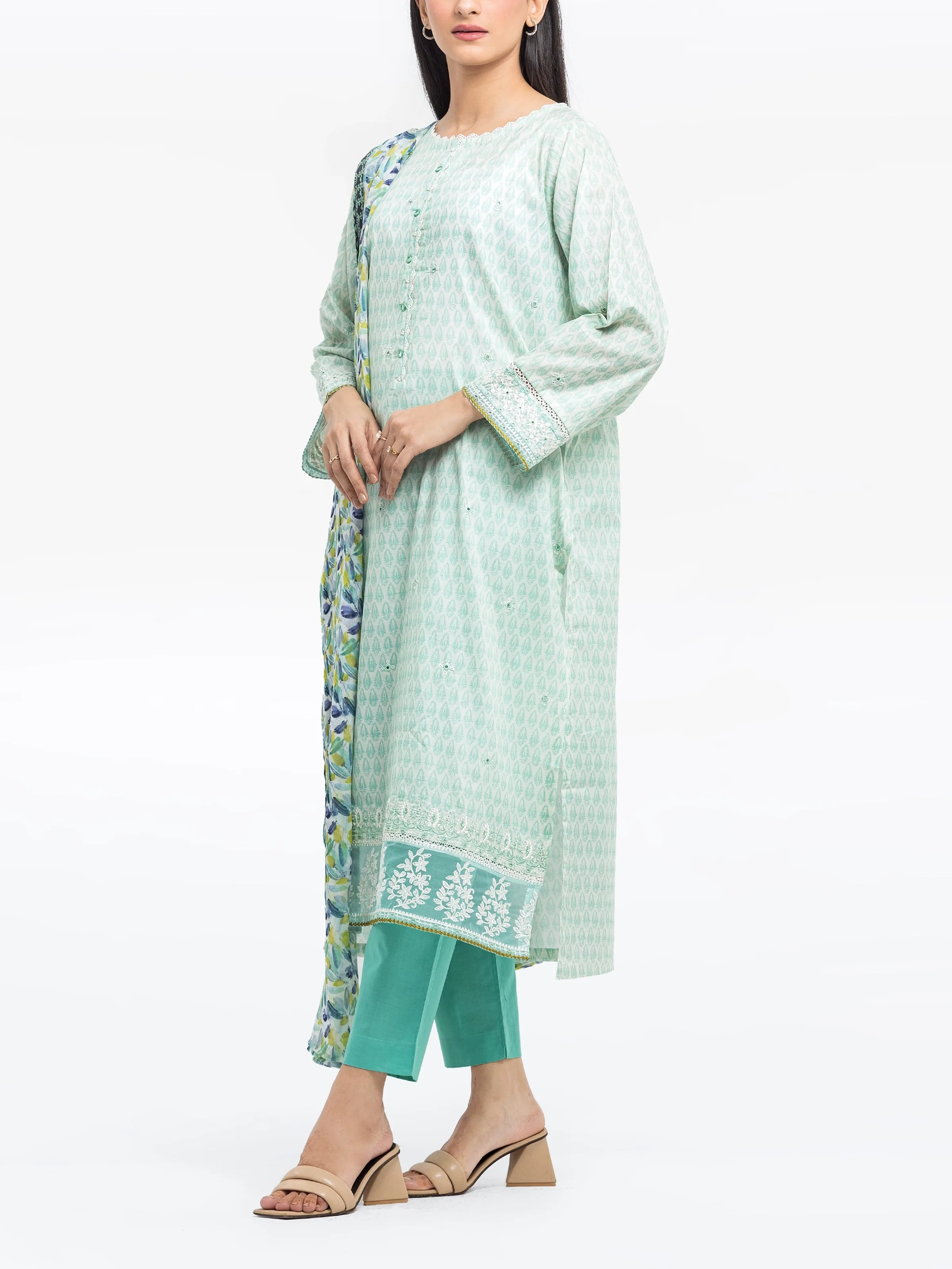 Embroidered Lawn Suit - EWTKE24-80137-3P - Image 4