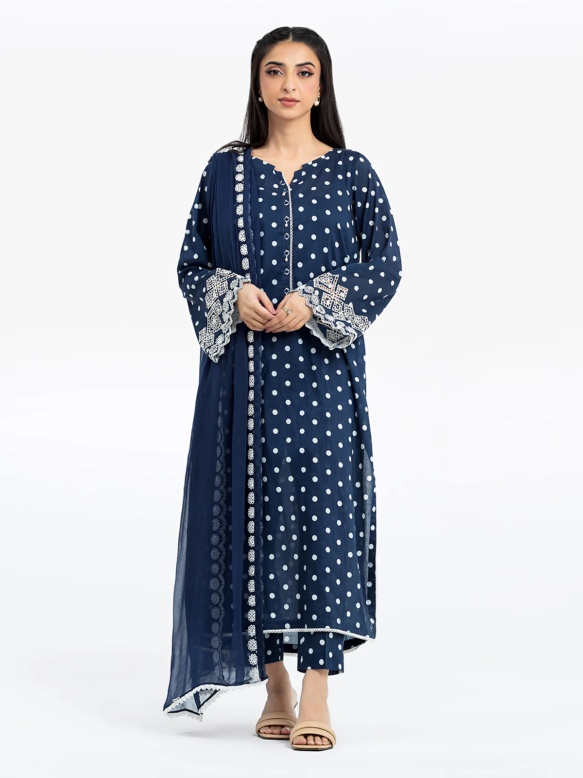 Embroidered Lawn Suit - EWTKE24-81013-3P - Image 2