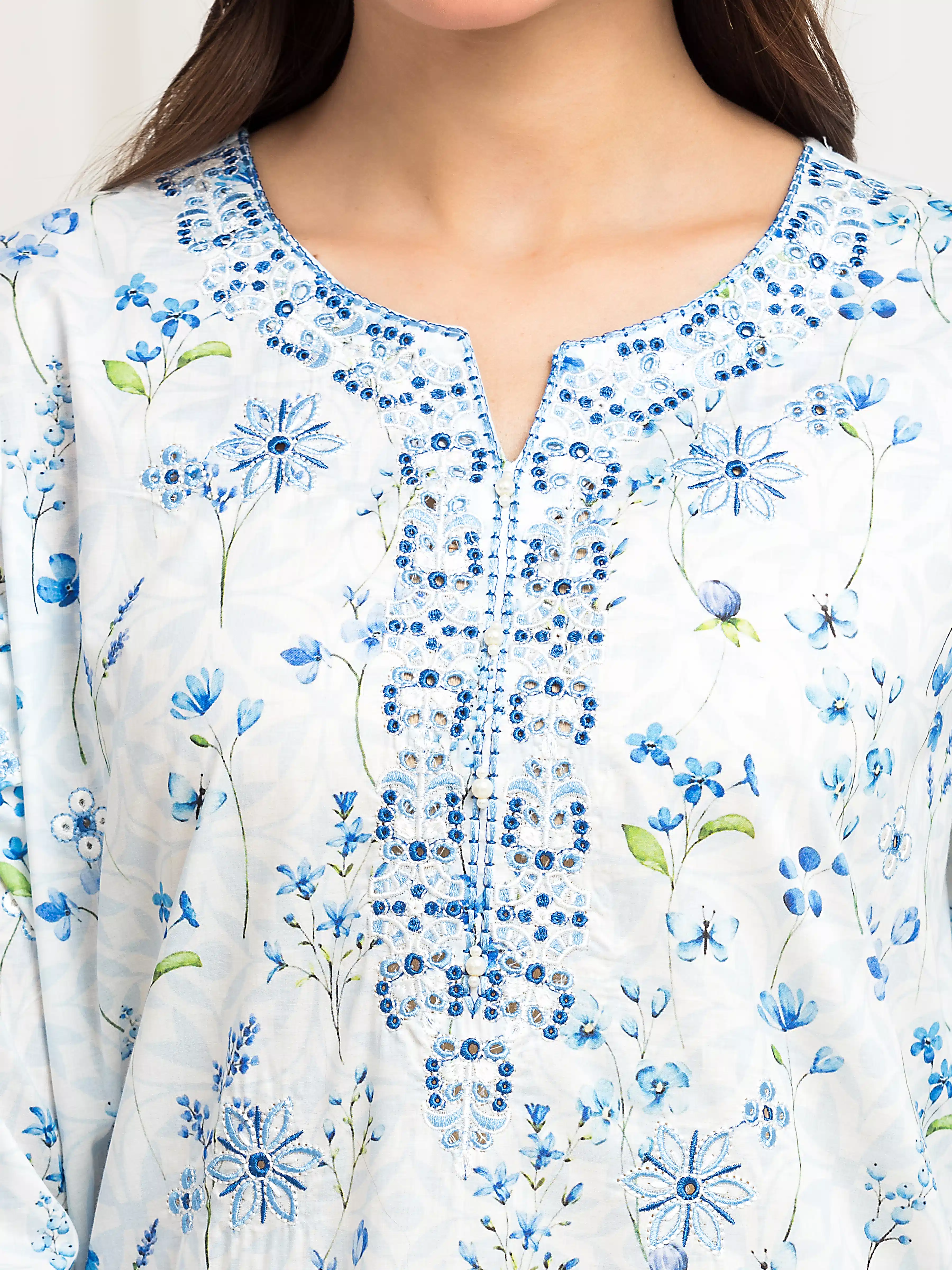 Embroidered Lawn Suit - EWTKE5-82493-3P - Image 3