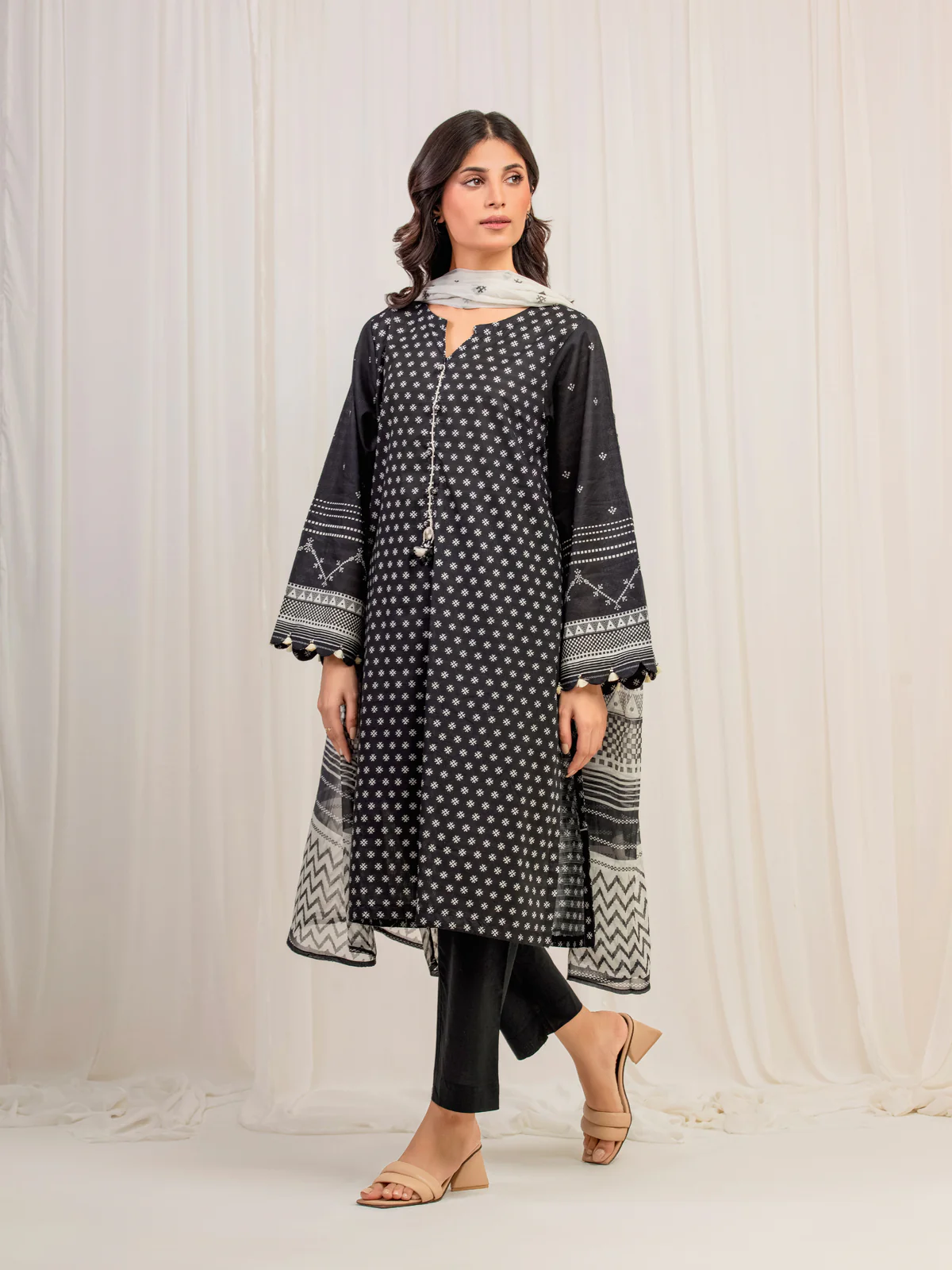 Printed Lawn Slub Suit - EWTKP5-81742-3P - Image 5