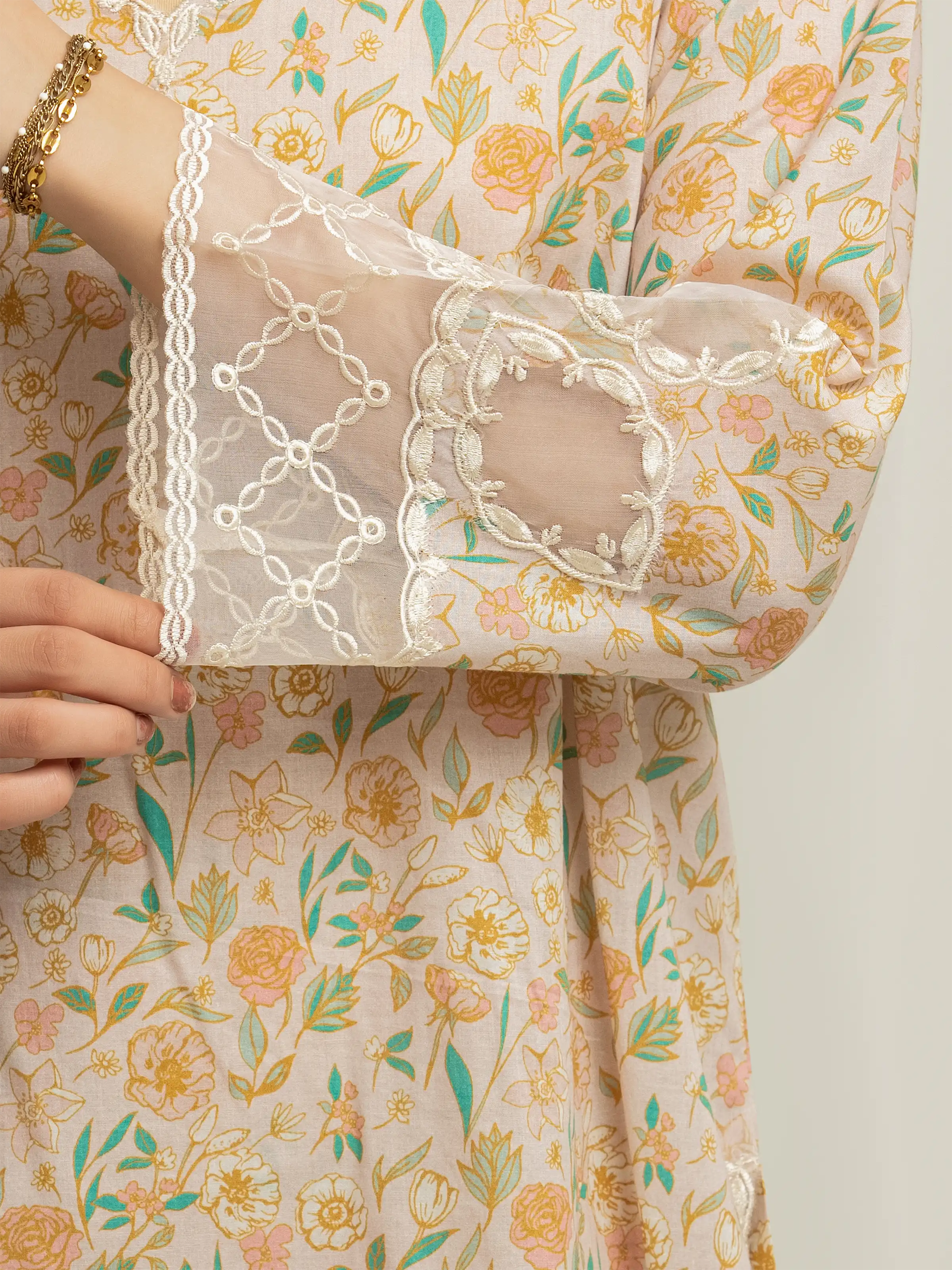 Embroidered Lawn Co-Ord Set - EWTKE5-81863ST - Image 4