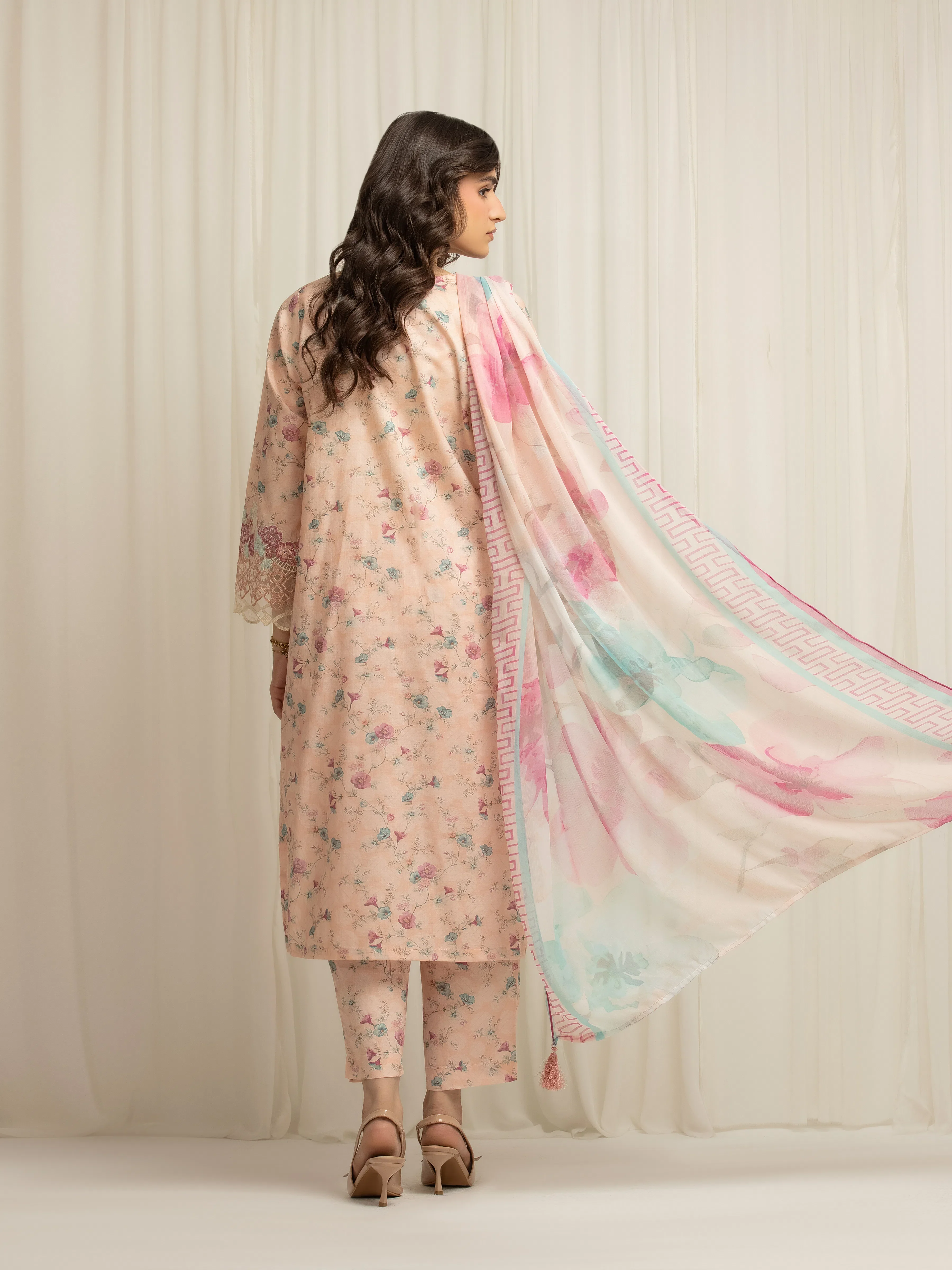 Embroidered Lawn Suit - EWTKE5-82492-3P - Image 6