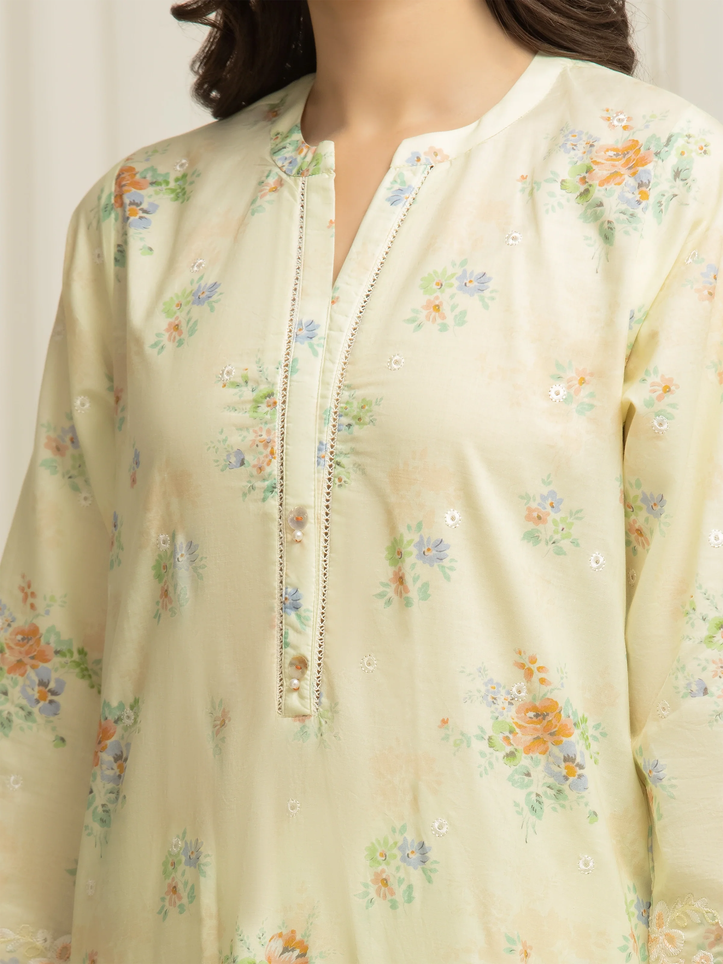 Embroidered Lawn Suit - EWTKE5-82498-3P - Image 3