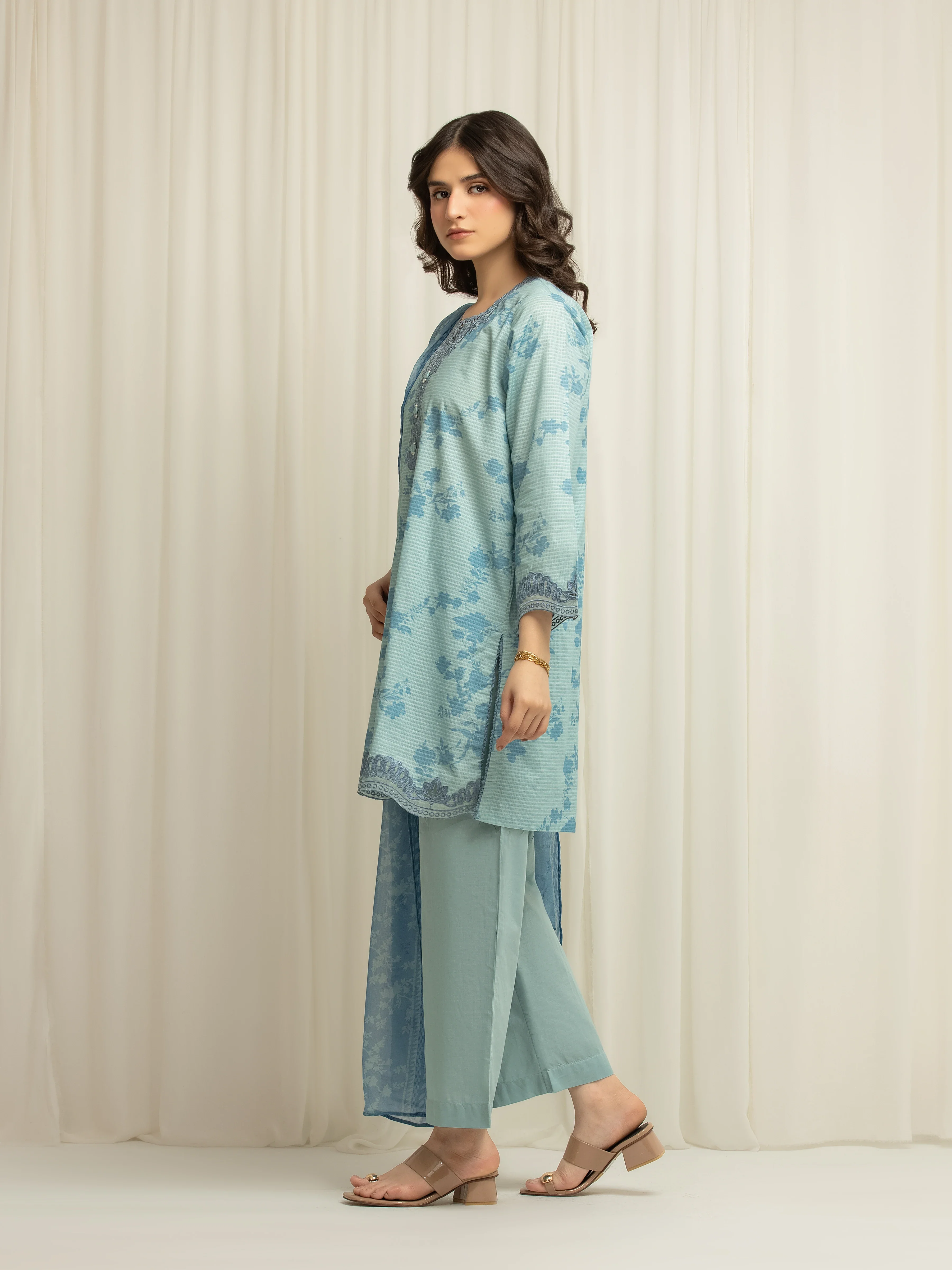 Embroidered Lawn Suit - EWTKE5-83008-3P - Image 5