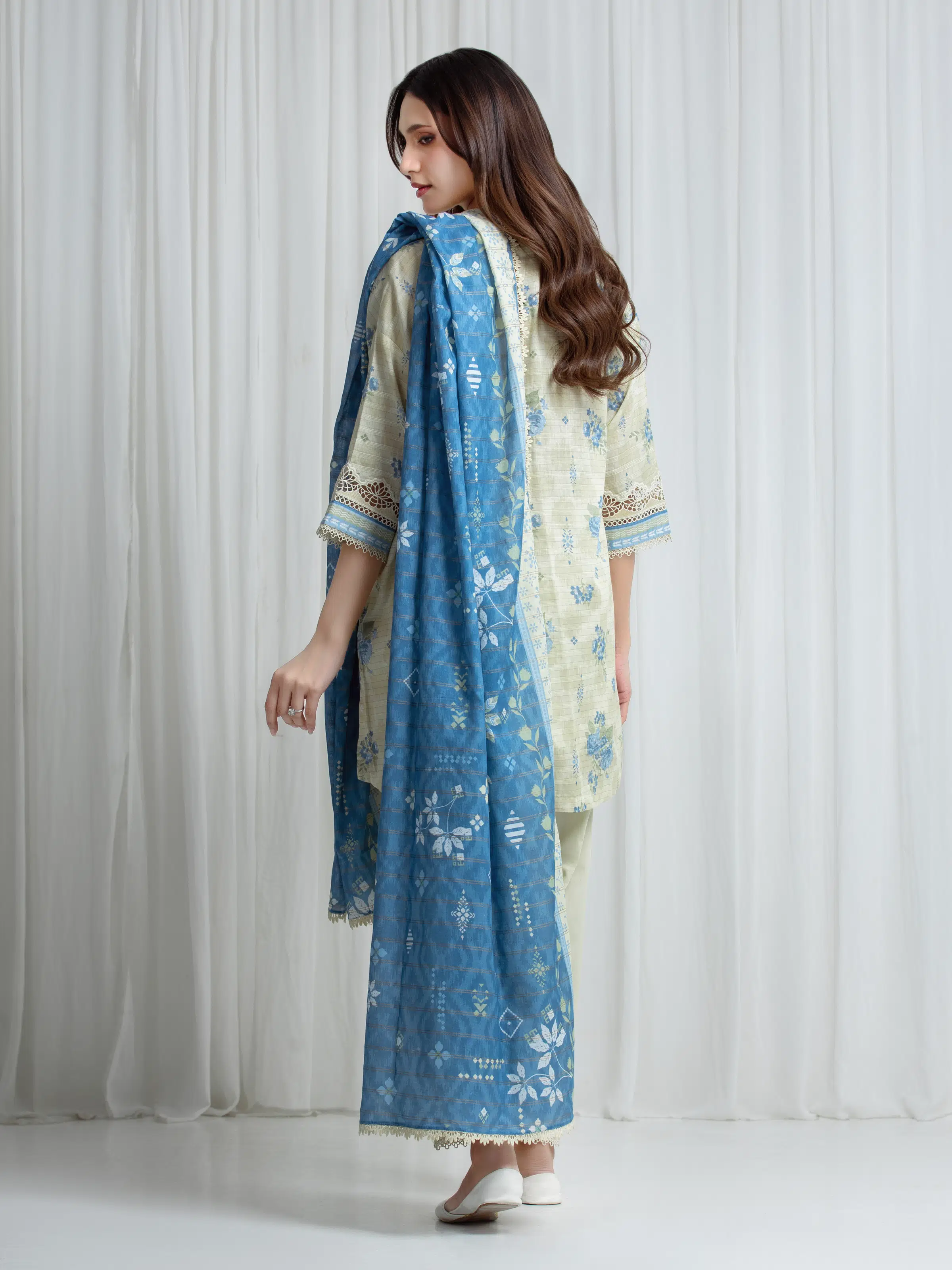 Printed Zari Lawn Suit - EWU6M6-103-3P - Image 6