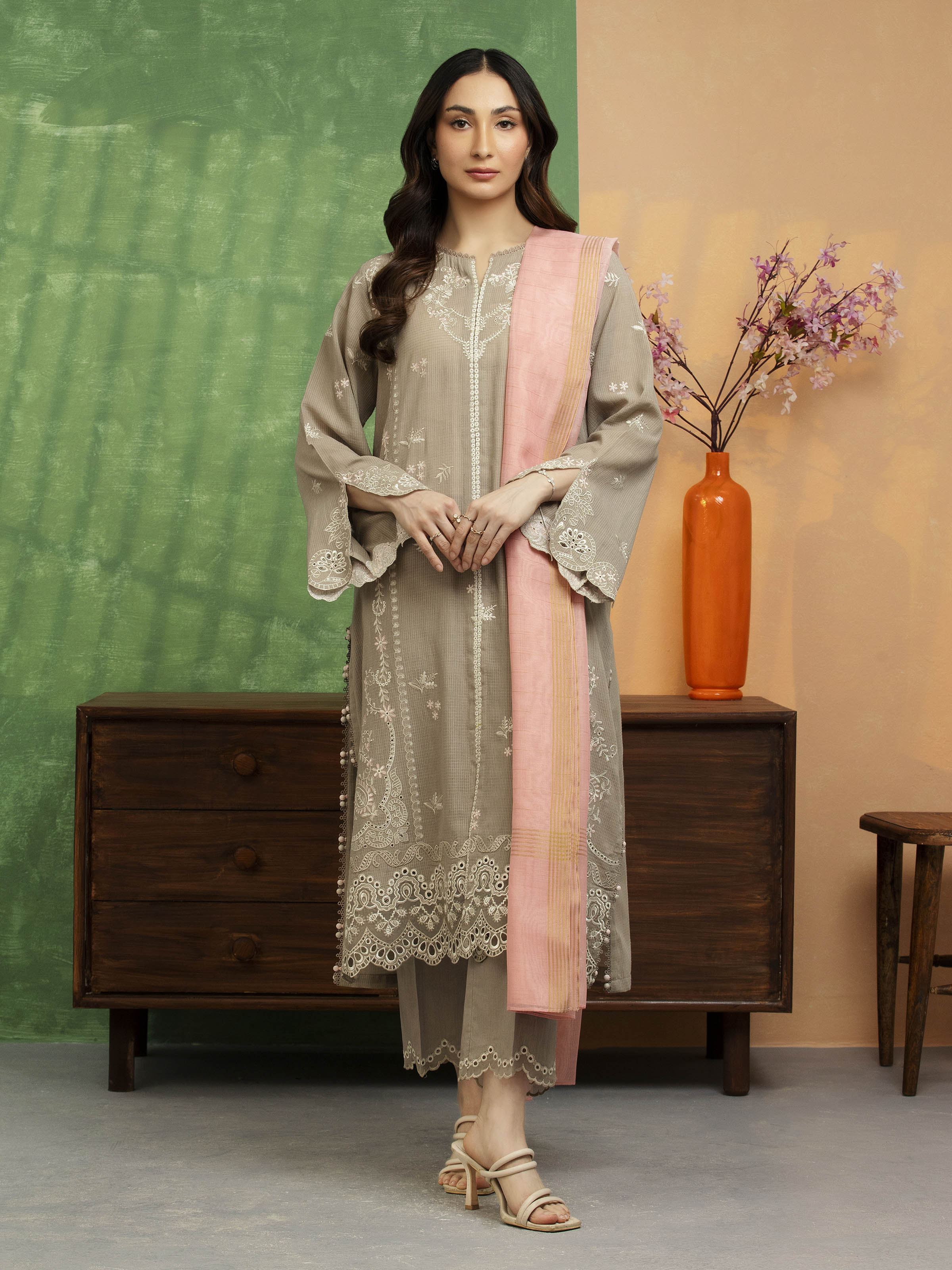 Embroidered Lawn Suit - EWU5V1-31229-3P