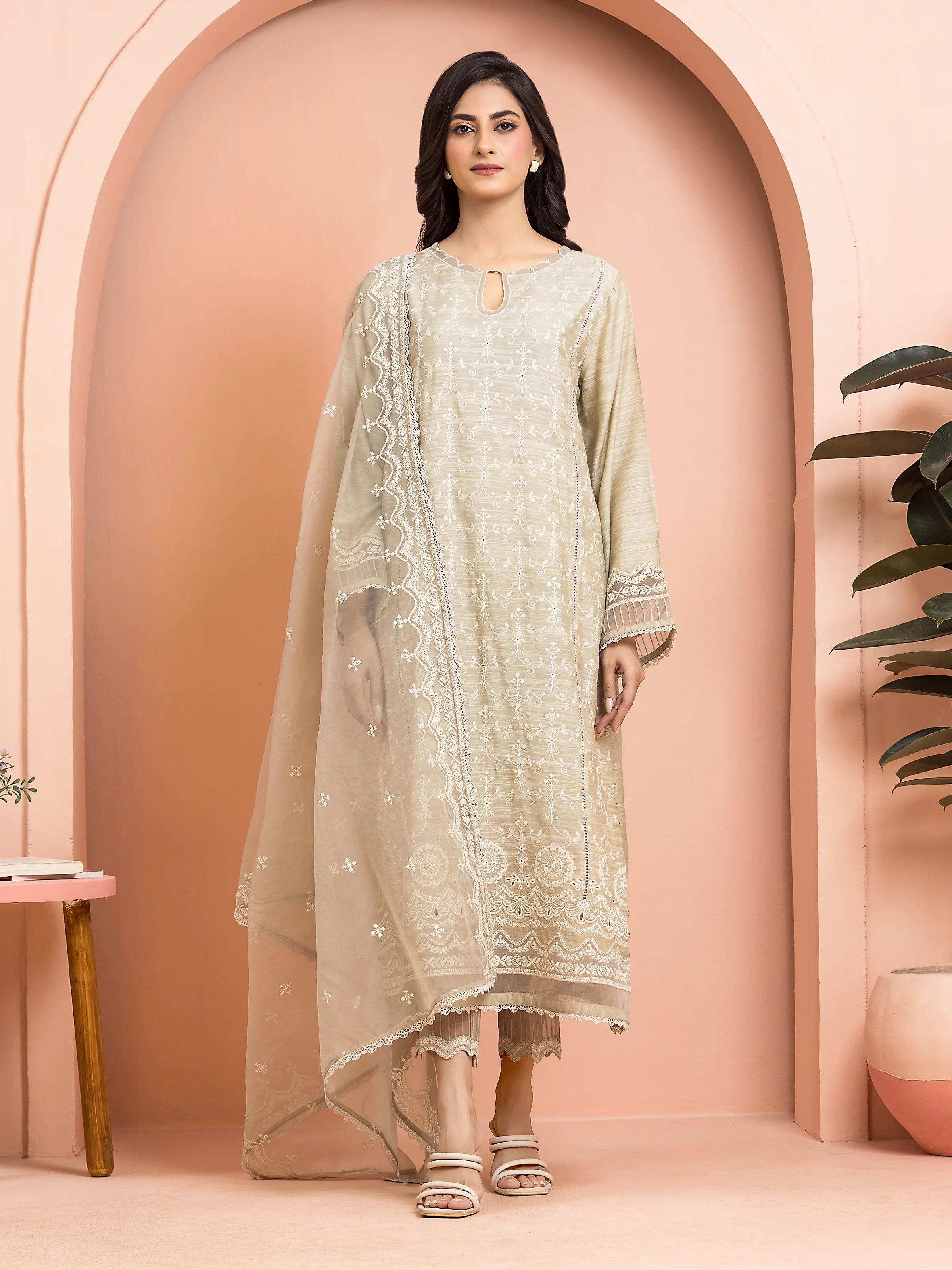 Embroidered Raw Silk Suit - EWU24V16-30002-3P