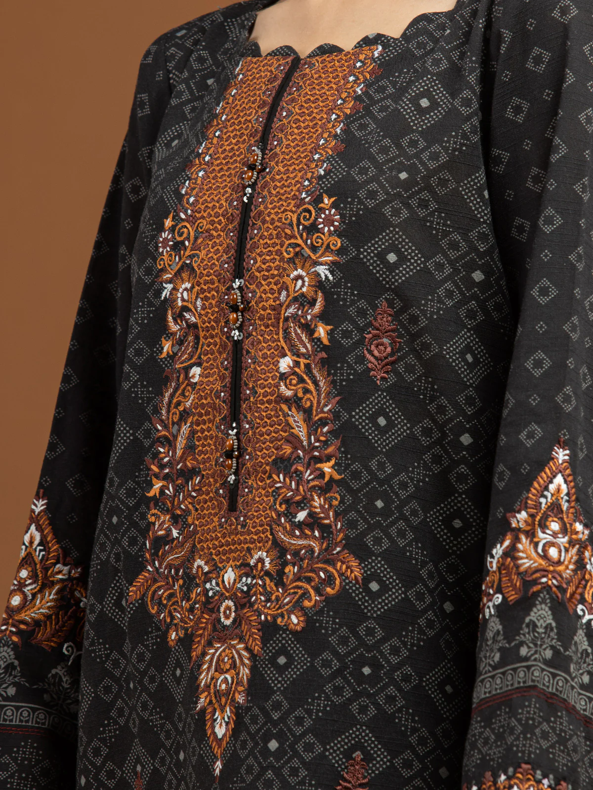 Embroidered Khaddar Shirt - EWU22V11-25036S - Image 5