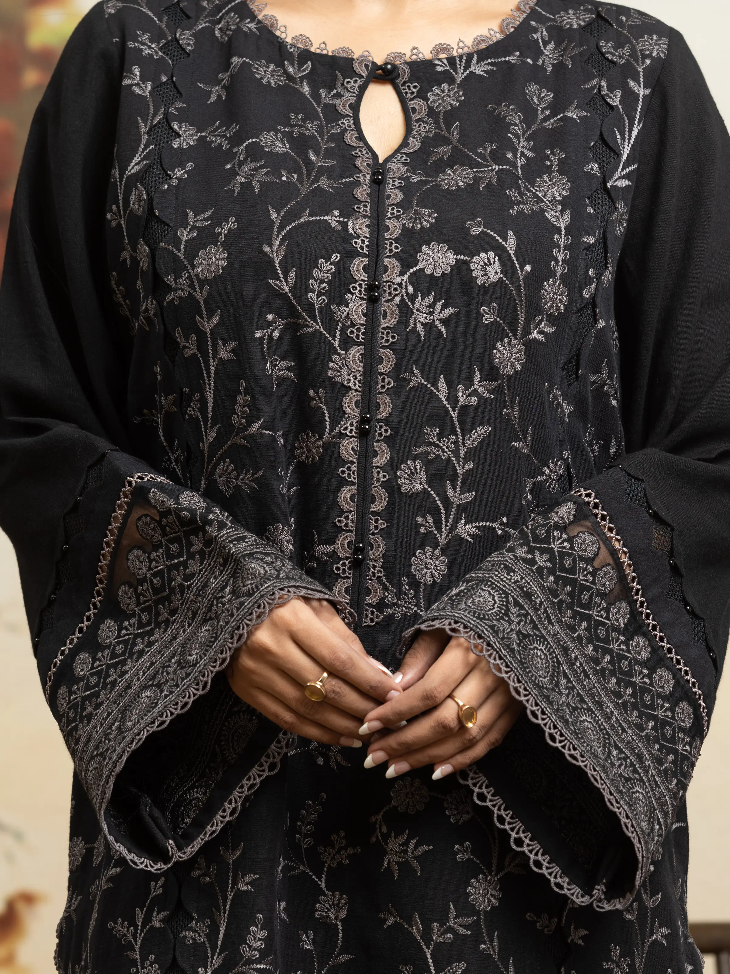 Embroidered Khaddar Suit - EWU24V11-30303-3P - Image 4