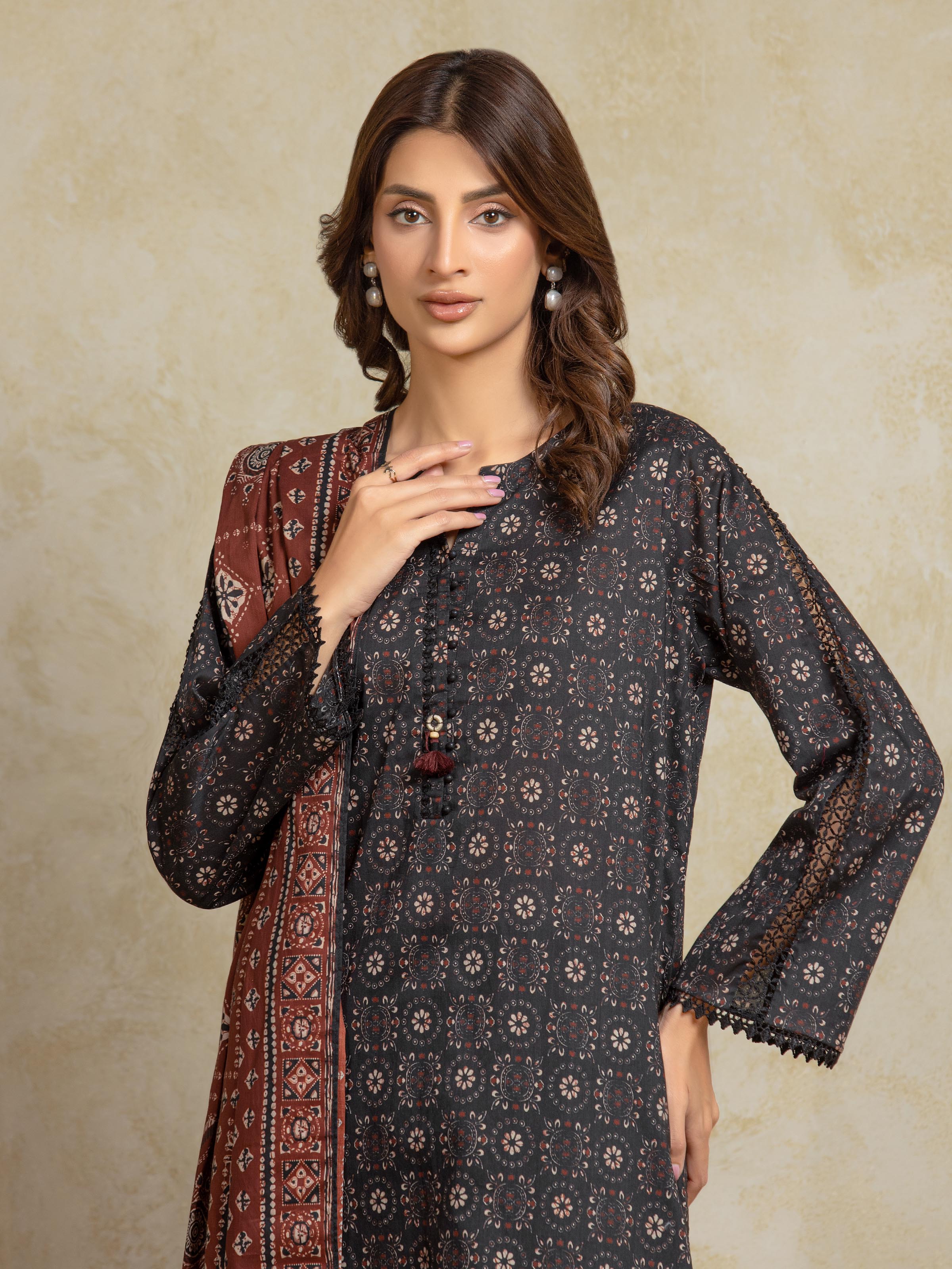 Printed Khaddar Suit - EWU5A3-35904-3P - Image 2