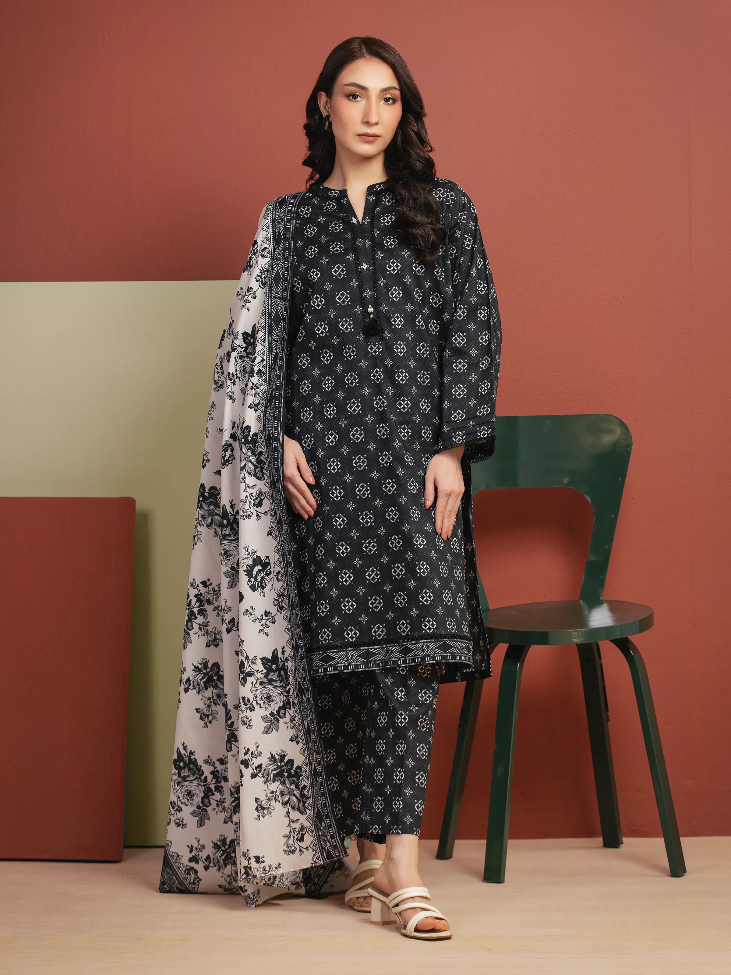 Printed Lawn Suit - EWU5A1-35310-3P