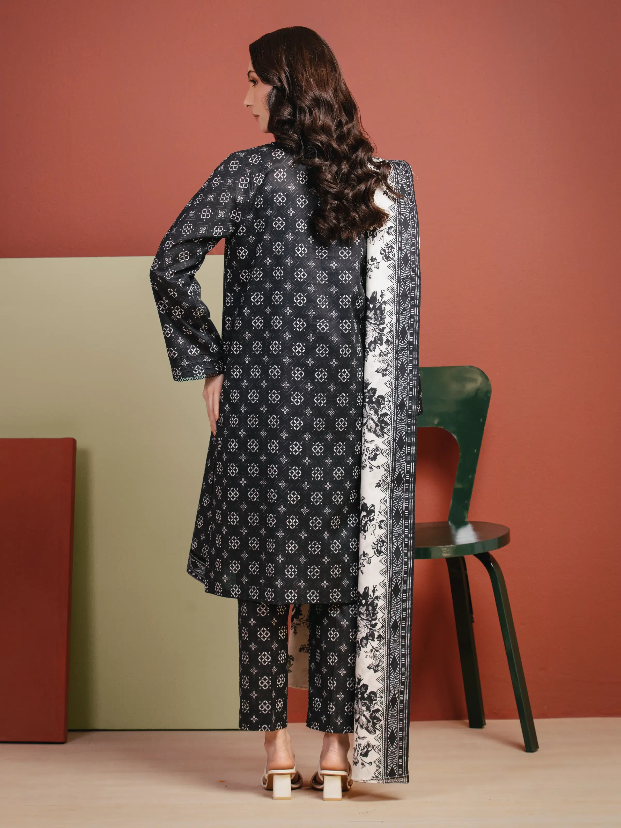 Printed Lawn Suit - EWU5A1-35310-3P - Image 5