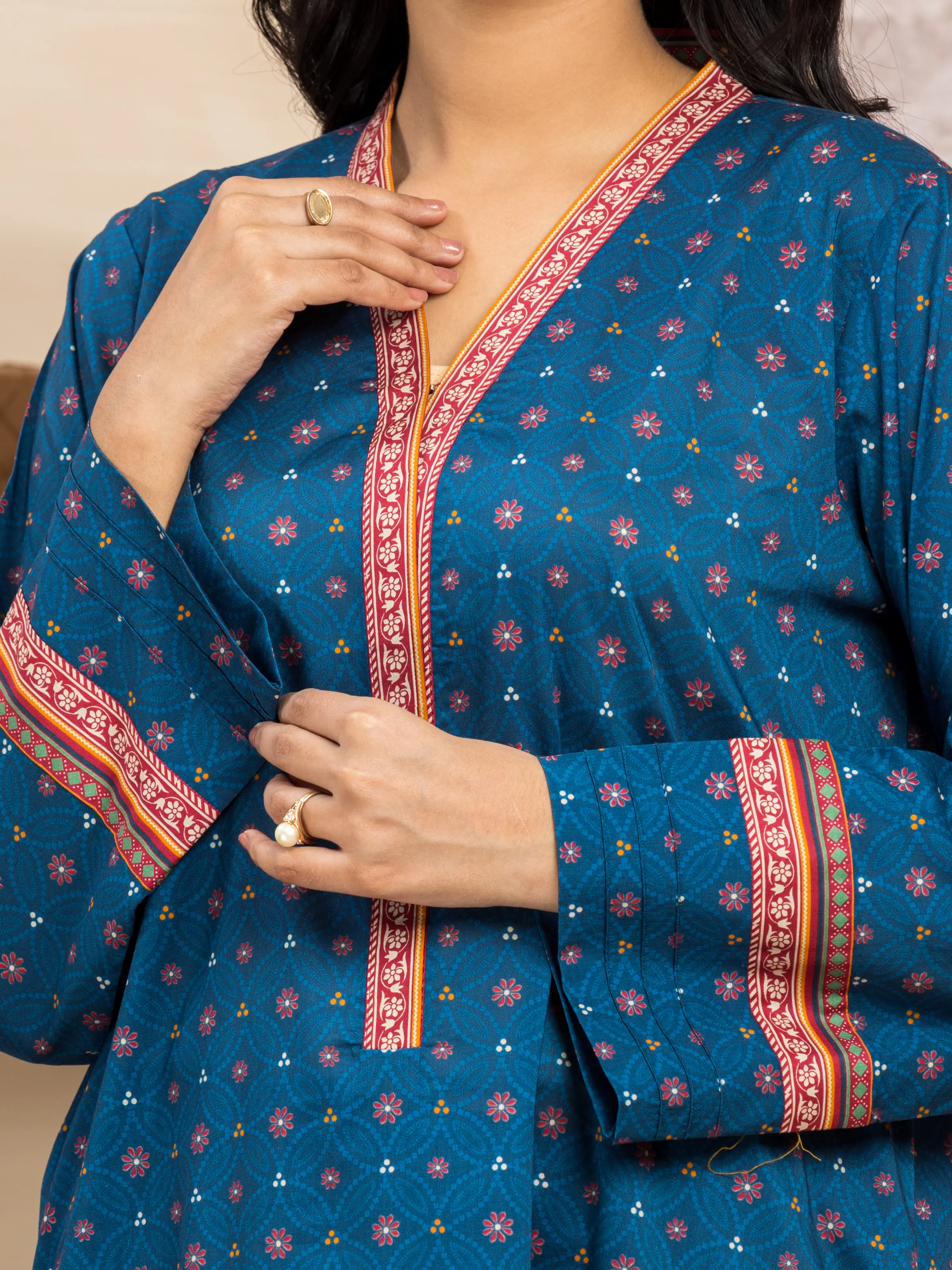 Printed Khaddar Suit - EWU24M3-106-3P - Image 4