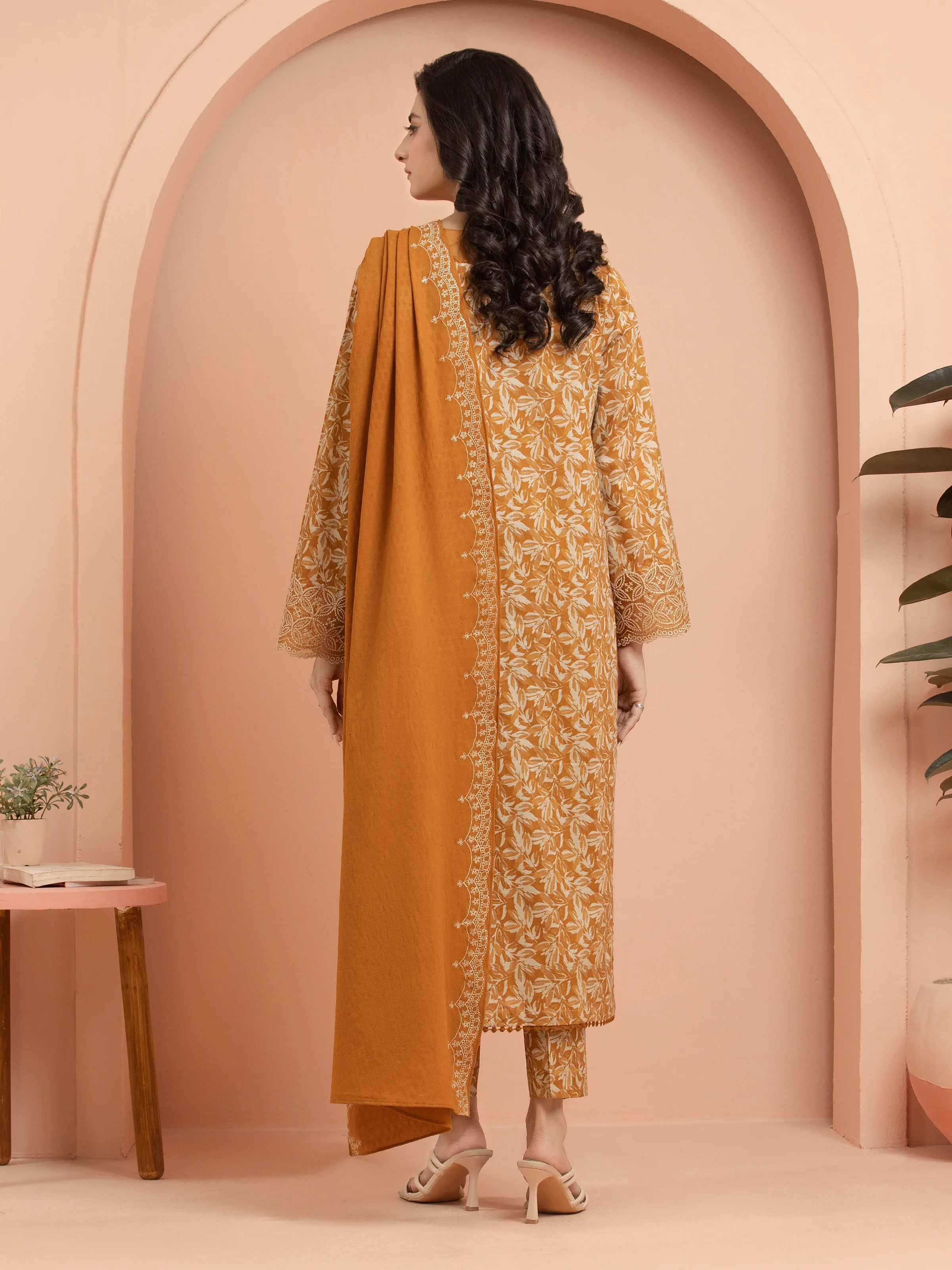 Embroidered Khaddar Suit - EWU24V11-30198-3P - Image 2