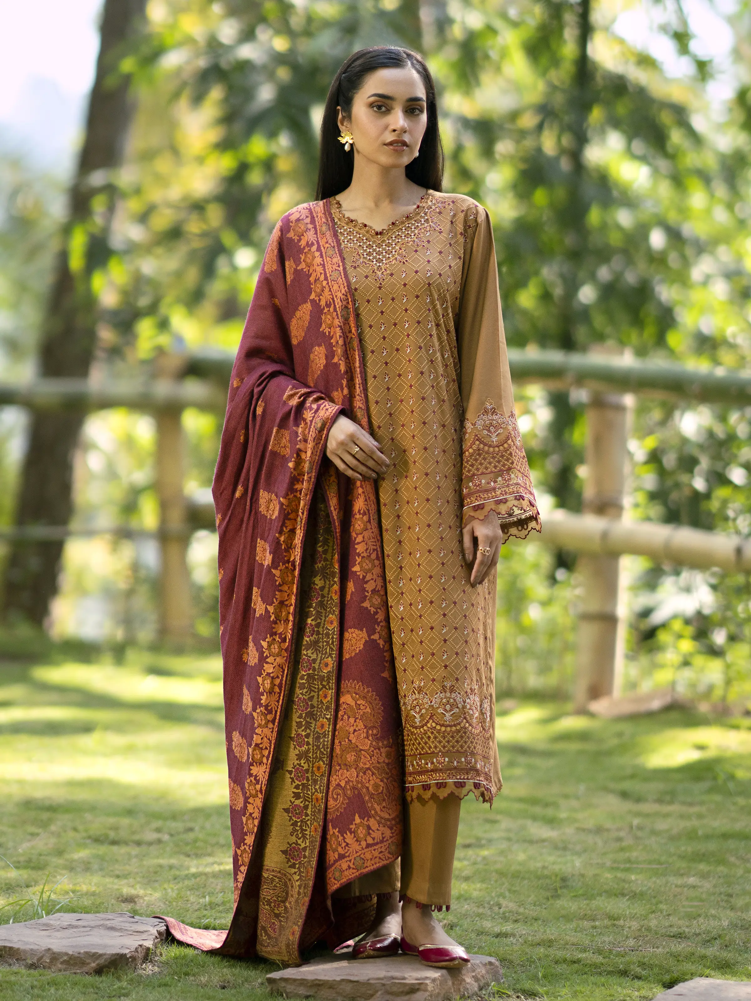 Embroidered Marina Twill Suit - EWU24V14-30212-3P