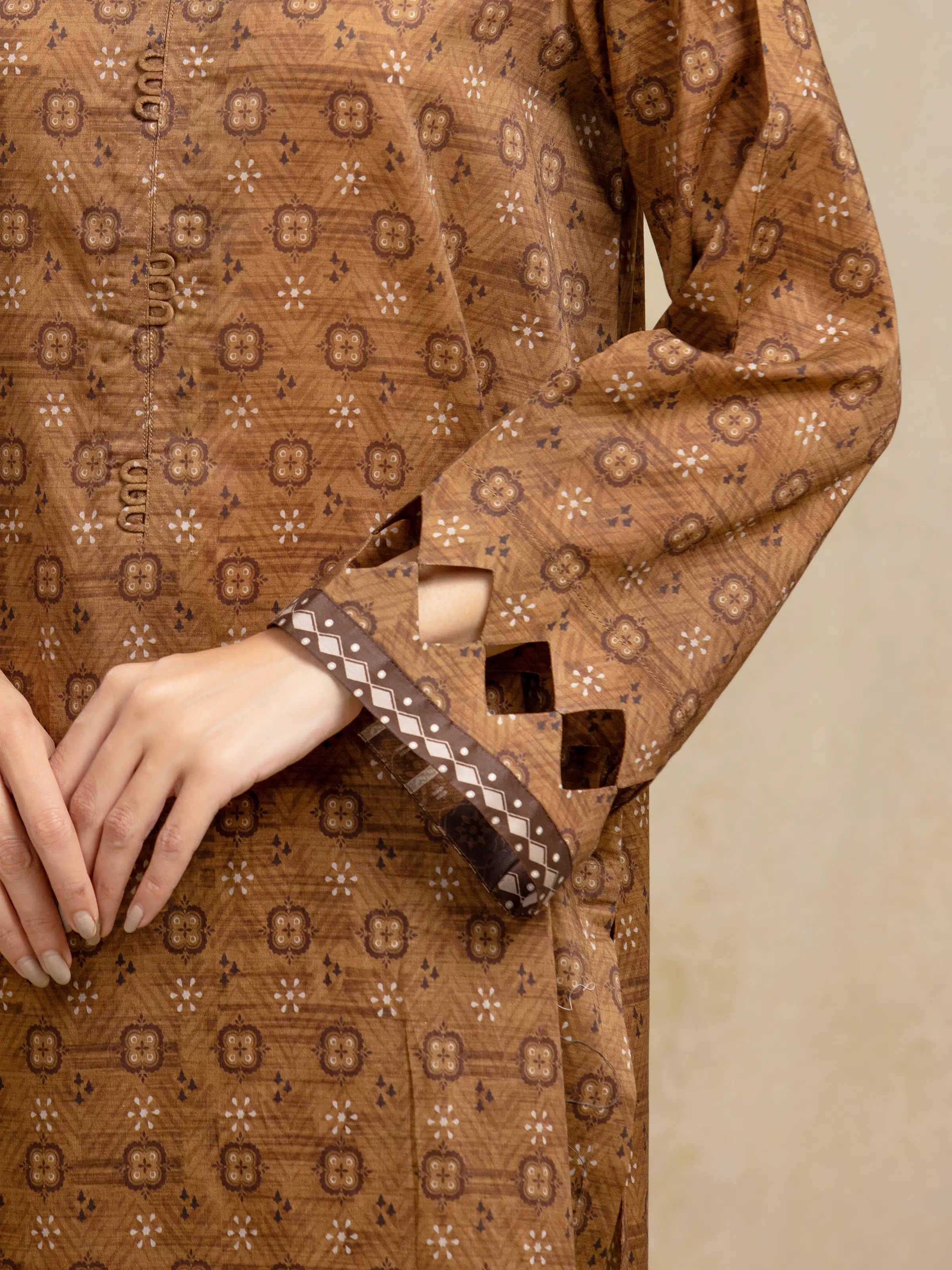 Printed Khaddar Suit - EWU5A3-36099-3P - Image 4