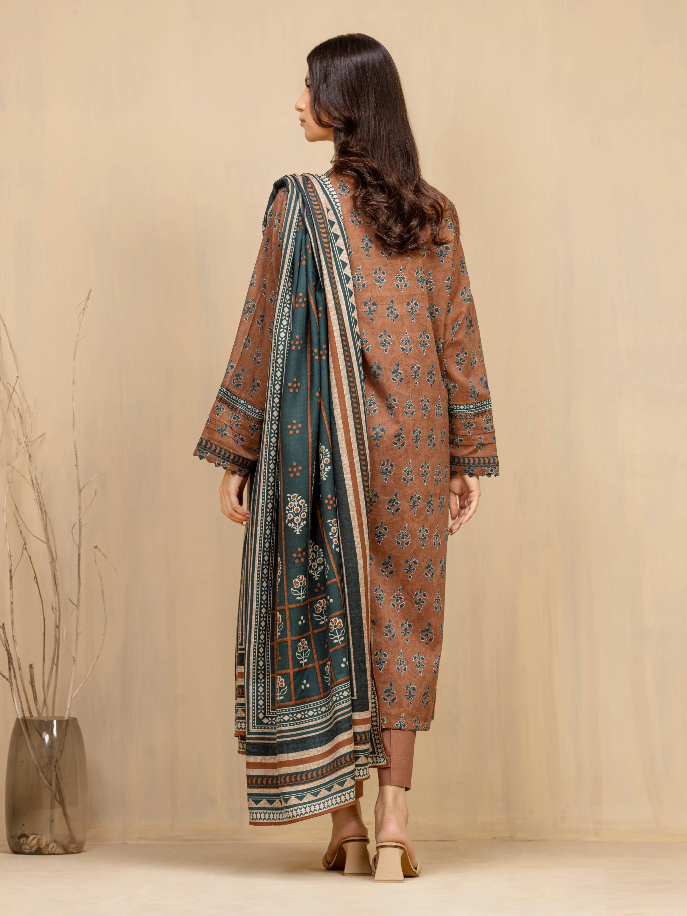 Printed Khaddar Suit - EWU5M3-016-3P - Image 5