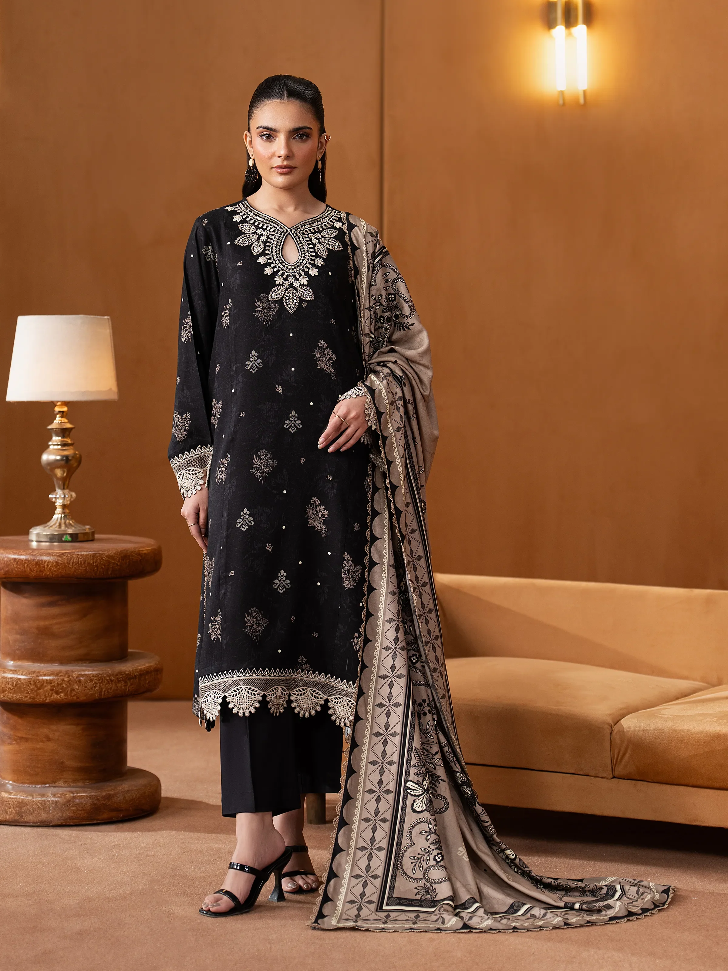 Embroidered Twill Viscose Suit - EWU5V20-32088-3P