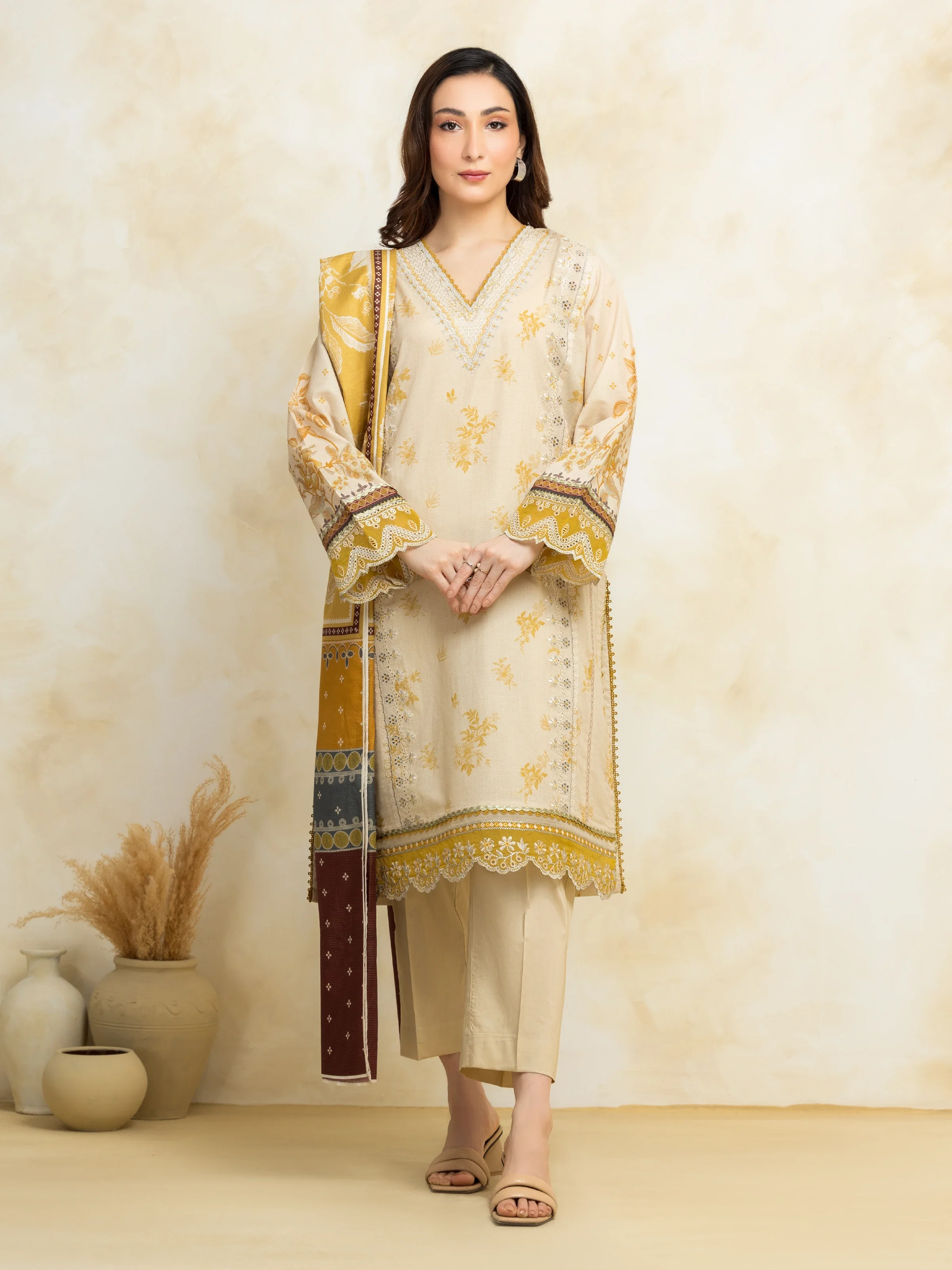 Embroidered Lawn Suit - EWU5V1-31199-3P