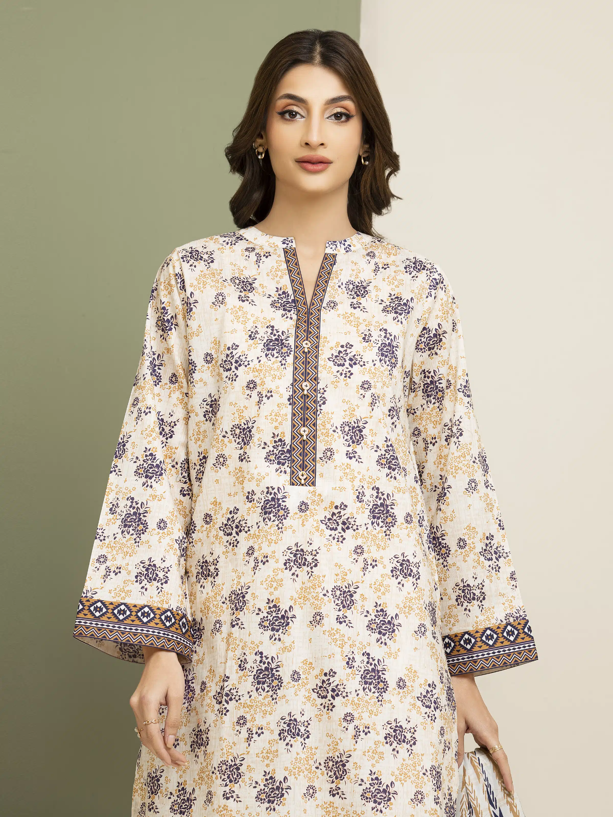 Printed Lawn Suit - EWU5A1-35141-3P - Image 4
