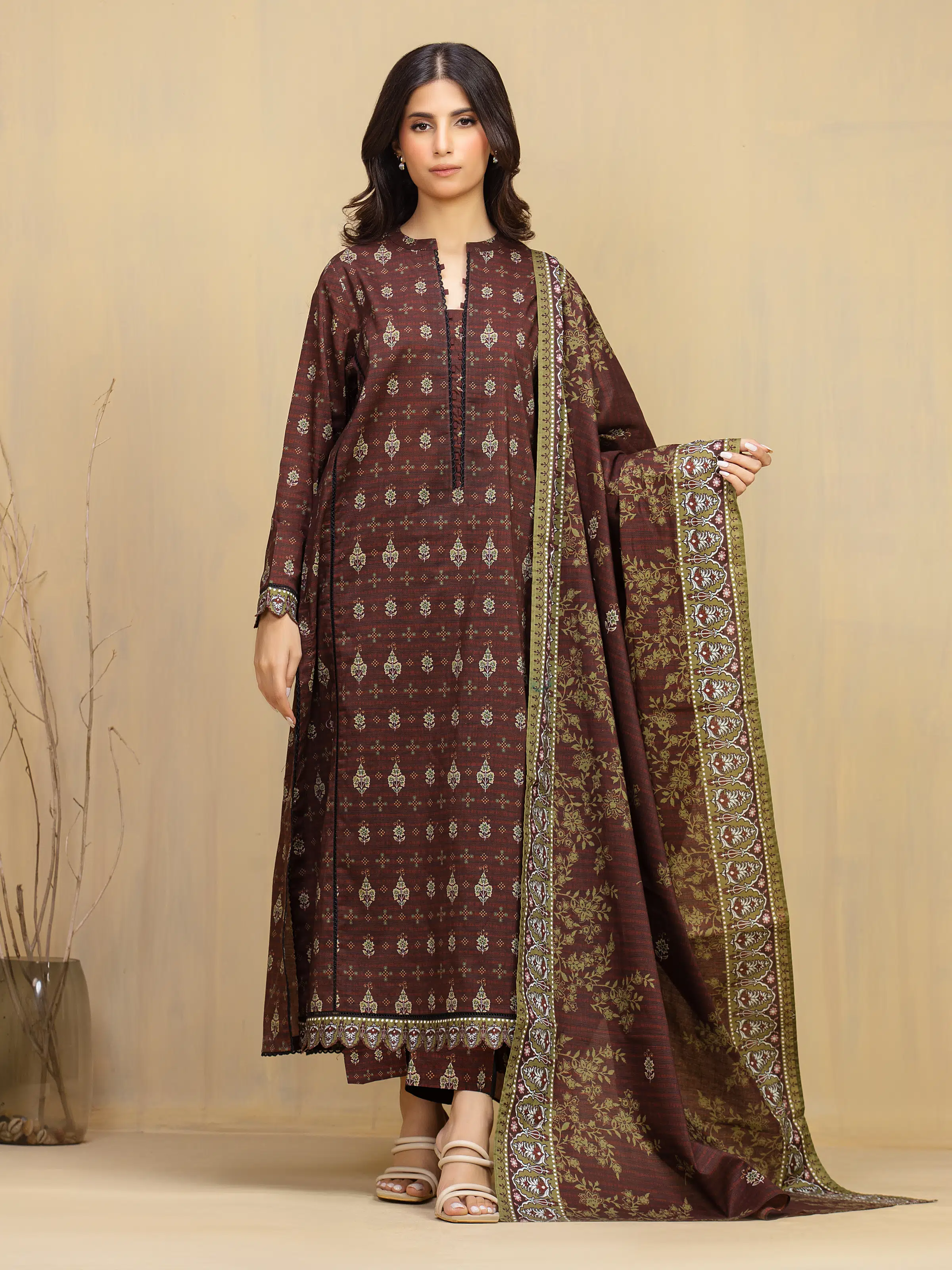 Printed Khaddar Suit - EWU5A3-36118-3P