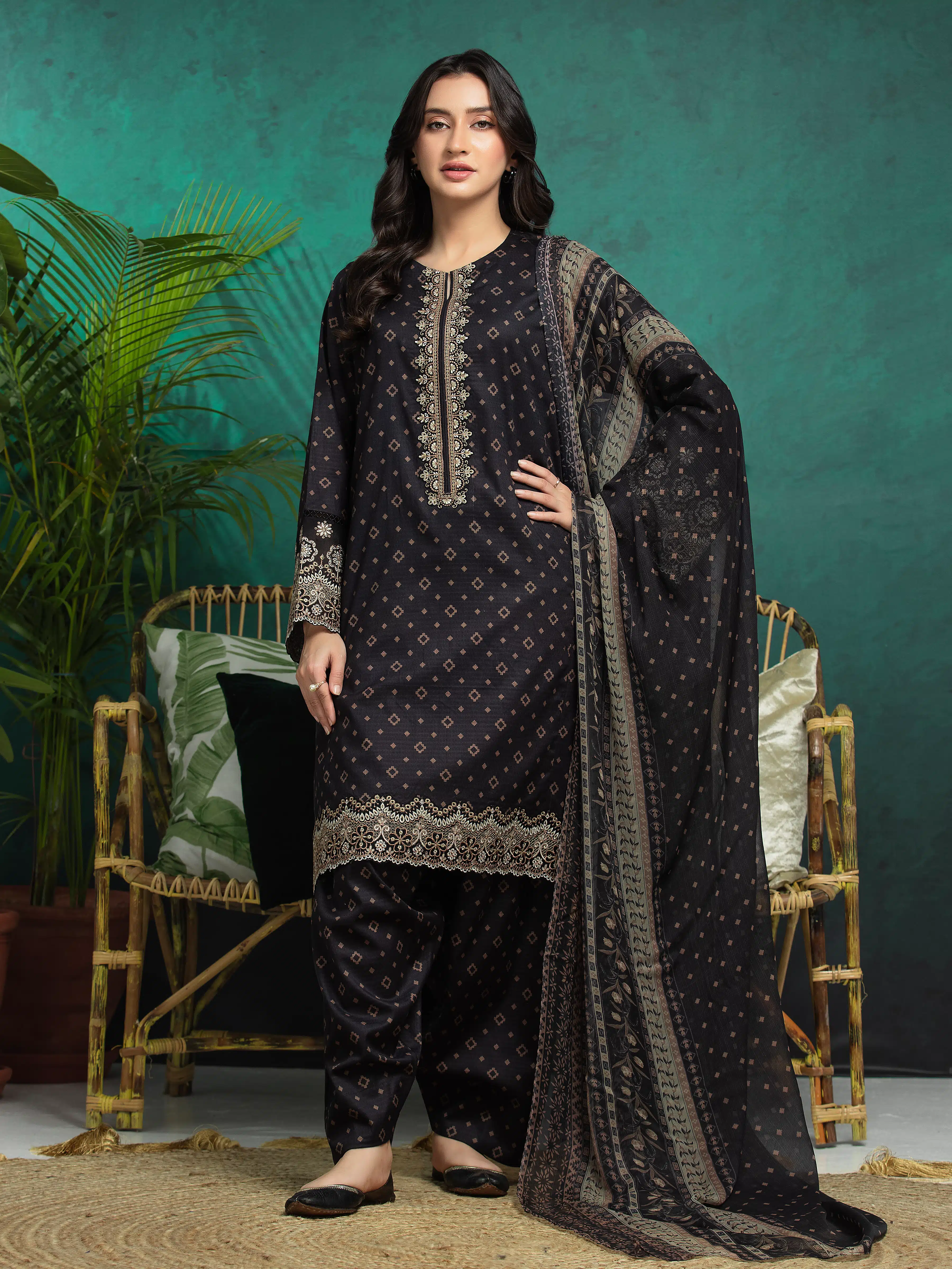 Embroidered Dobby Suit - EWU5V7-30364-3P