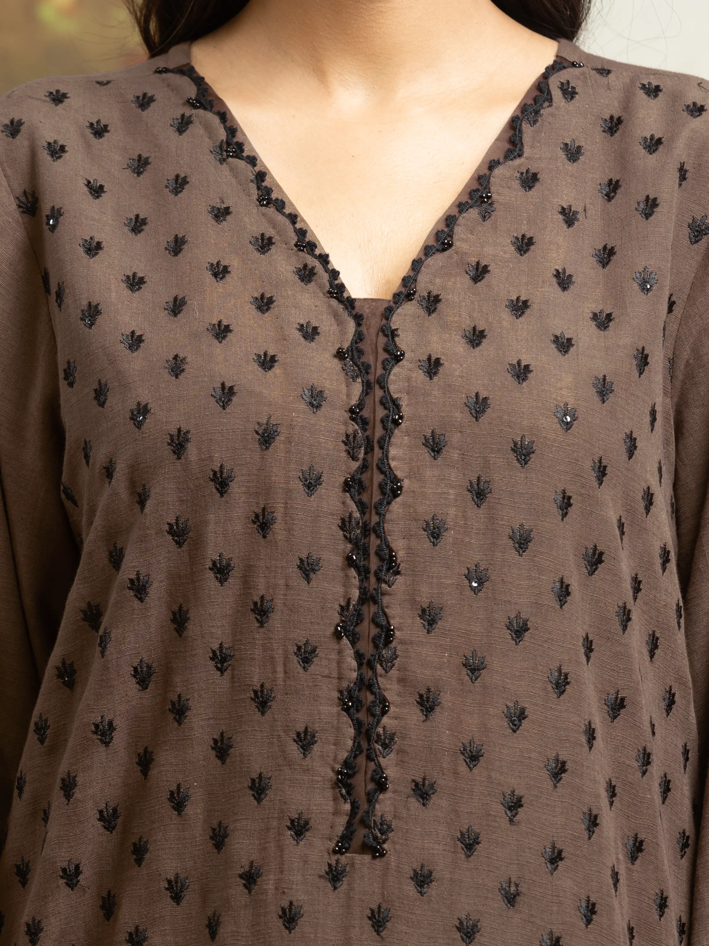 Embroidered Khaddar Suit - EWU24V11-30306-3P - Image 3