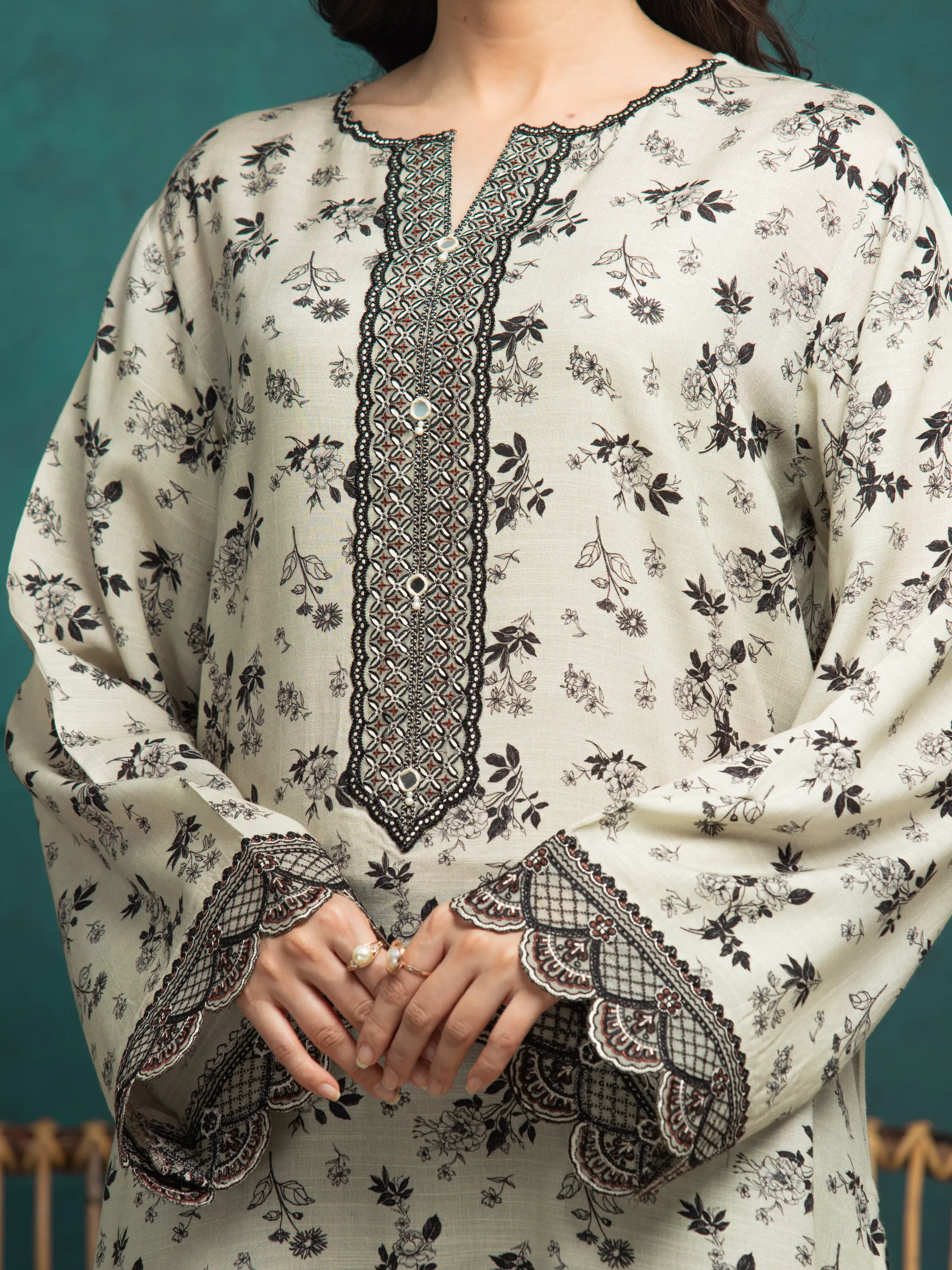 Embroidered Raw Silk Suit - EWU5V16-30379-3P - Image 2