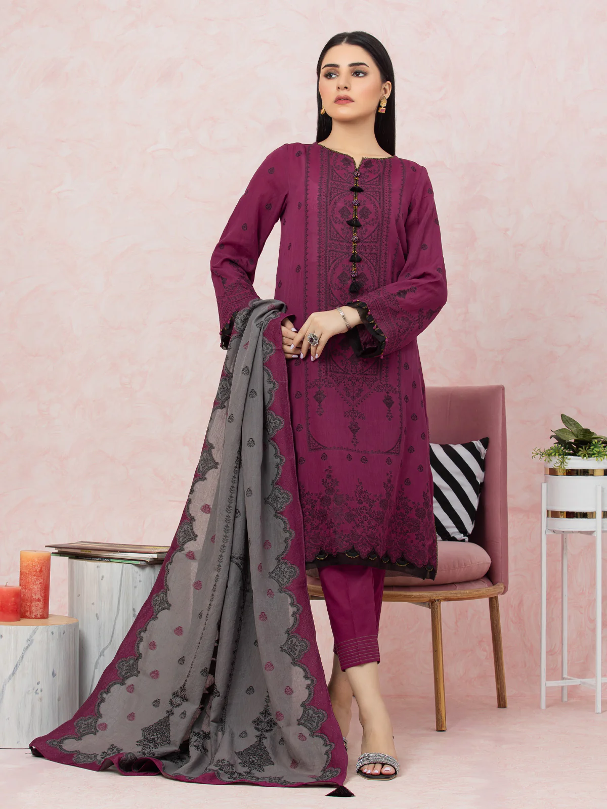 Embroidered Jacquard Shirt Dupatta - EWU24V3-26620SD