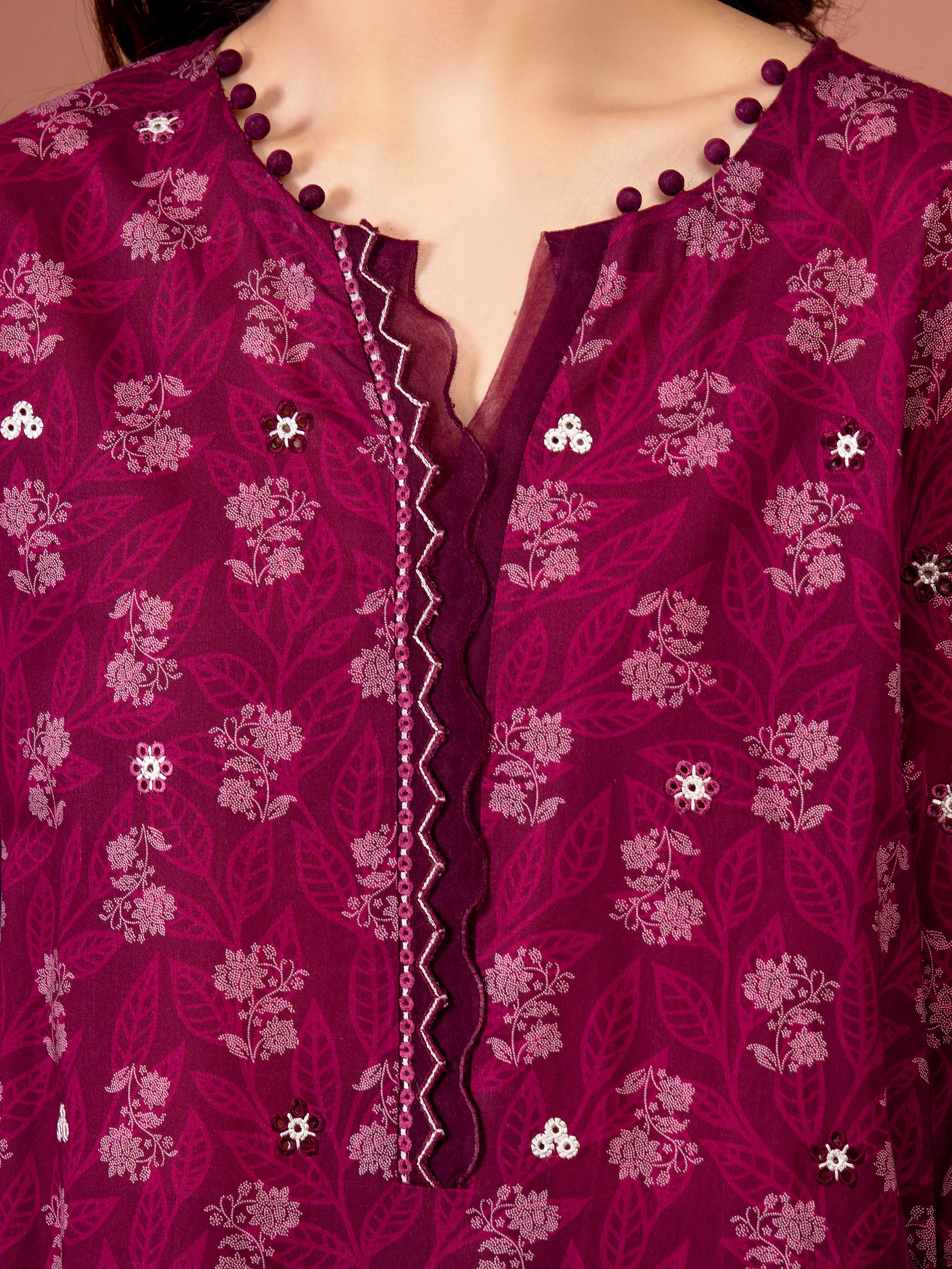 Embroidered Lawn Suit - EWU5V1-31427-3P - Image 4