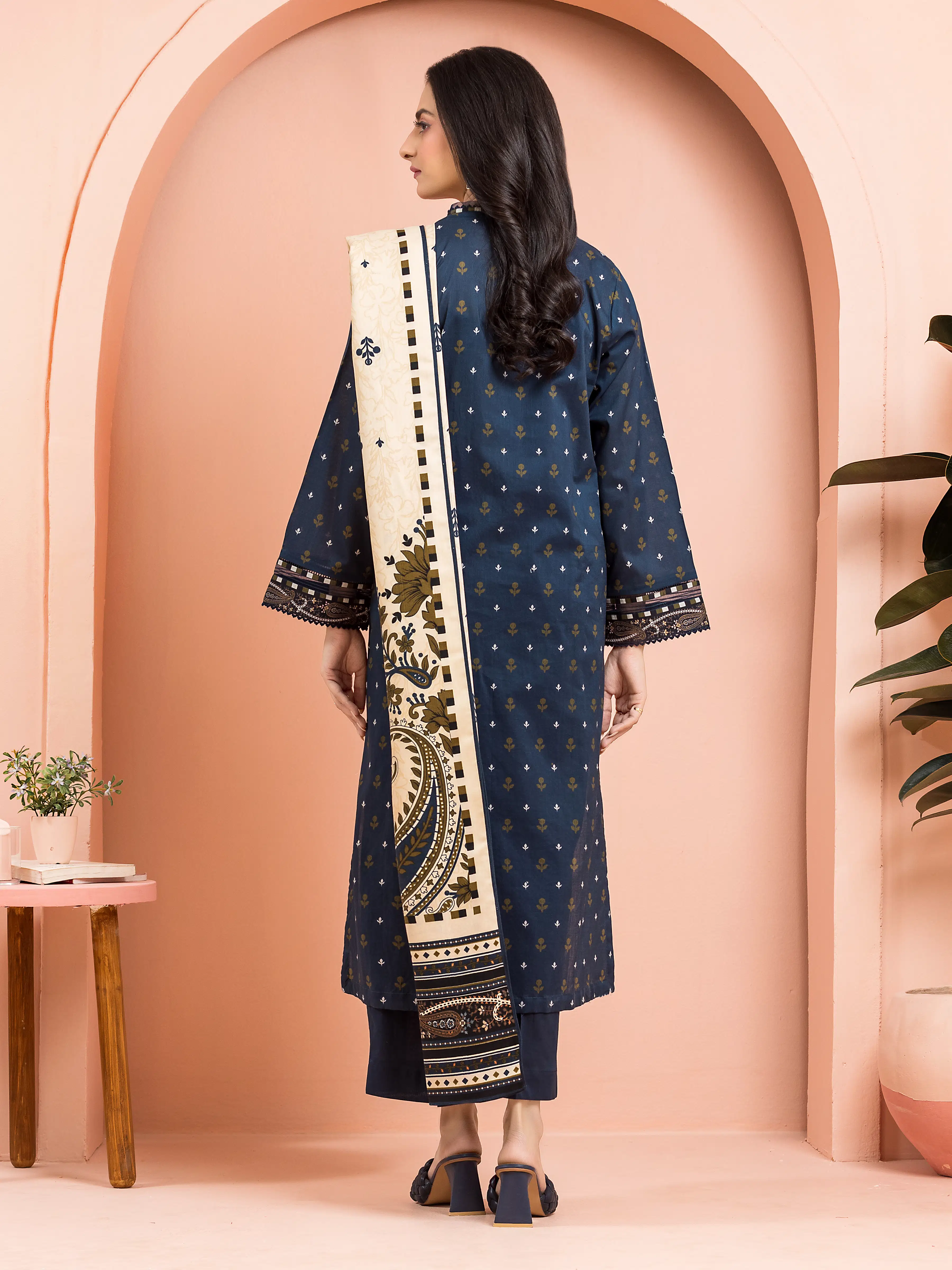 Printed Khaddar Suit - EWU24M3-096 - Image 2