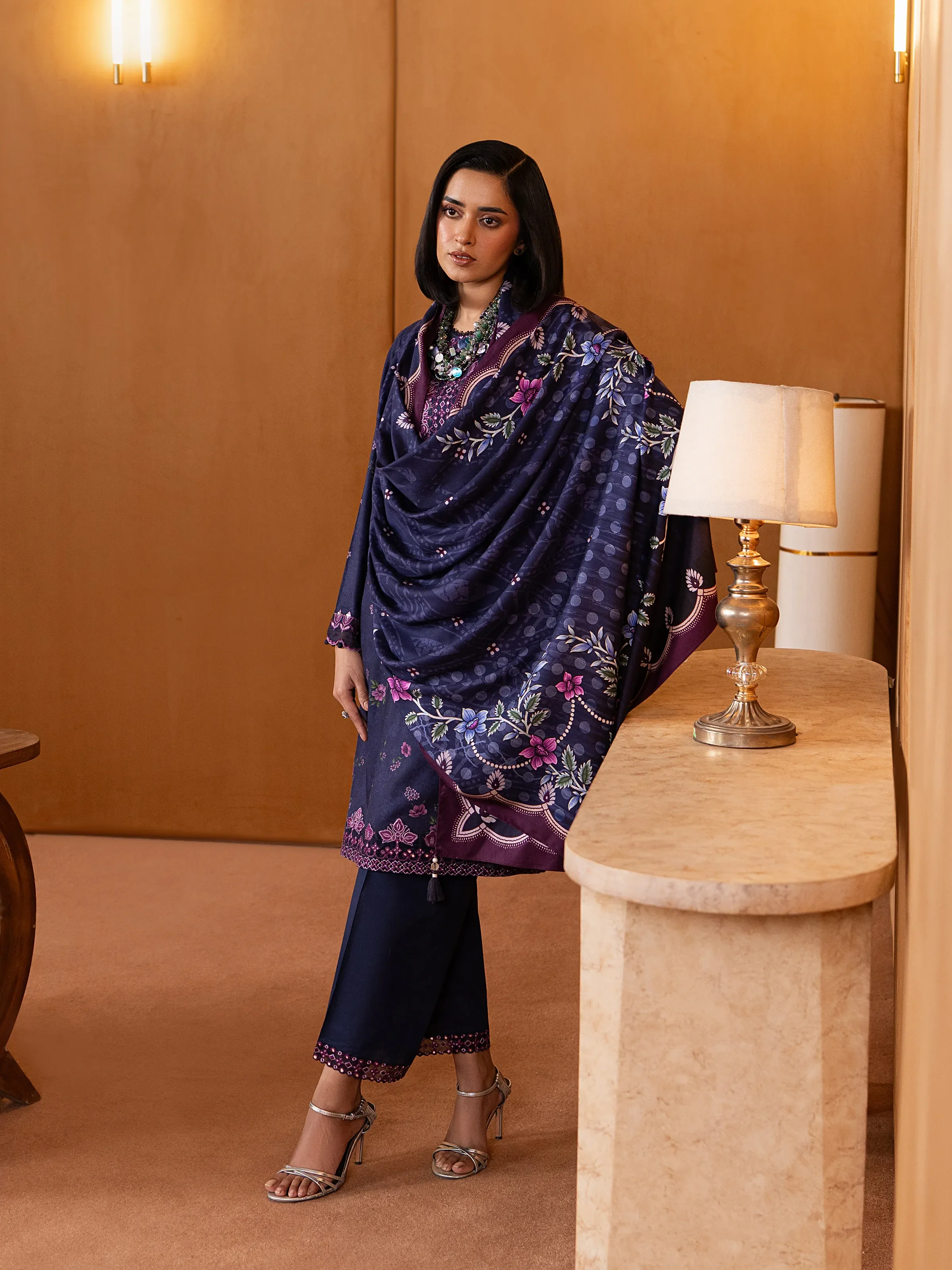 Embroidered Twill Viscose Suit - EWU5V20-32081-3P - Image 4