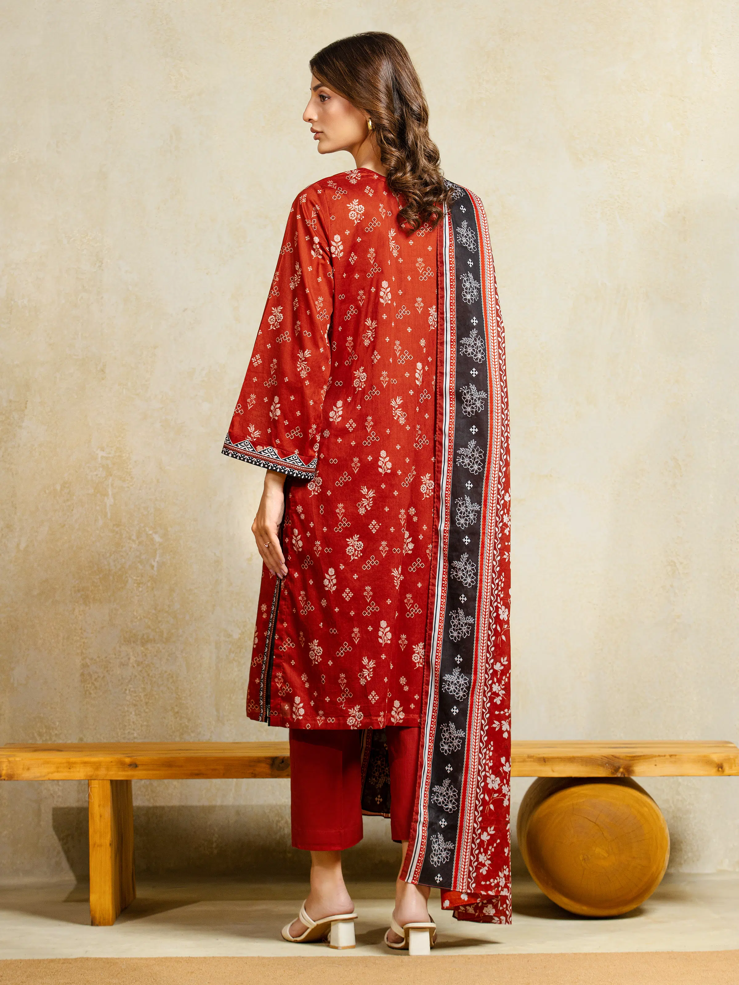 Printed Khaddar Suit - EWU5A3-35935-3P - Image 5