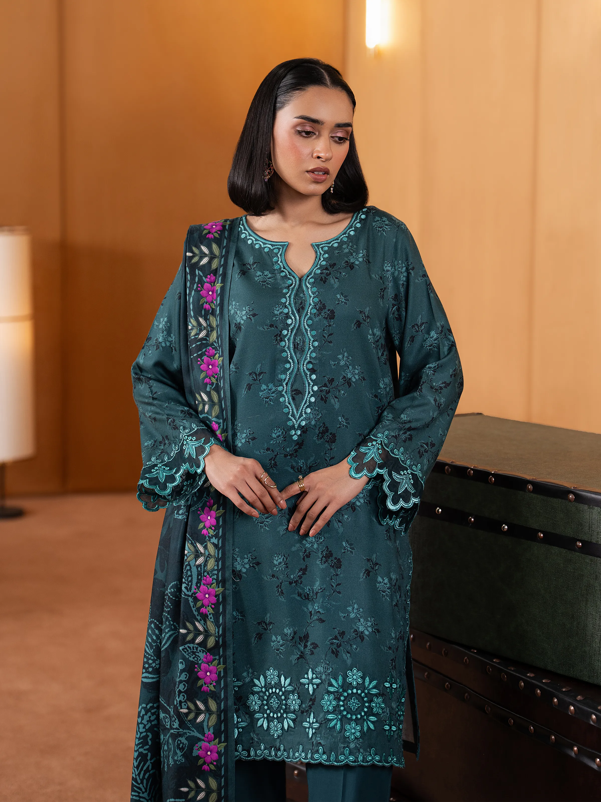 Embroidered Twill Viscose Suit - EWU5V20-32084-3P - Image 2