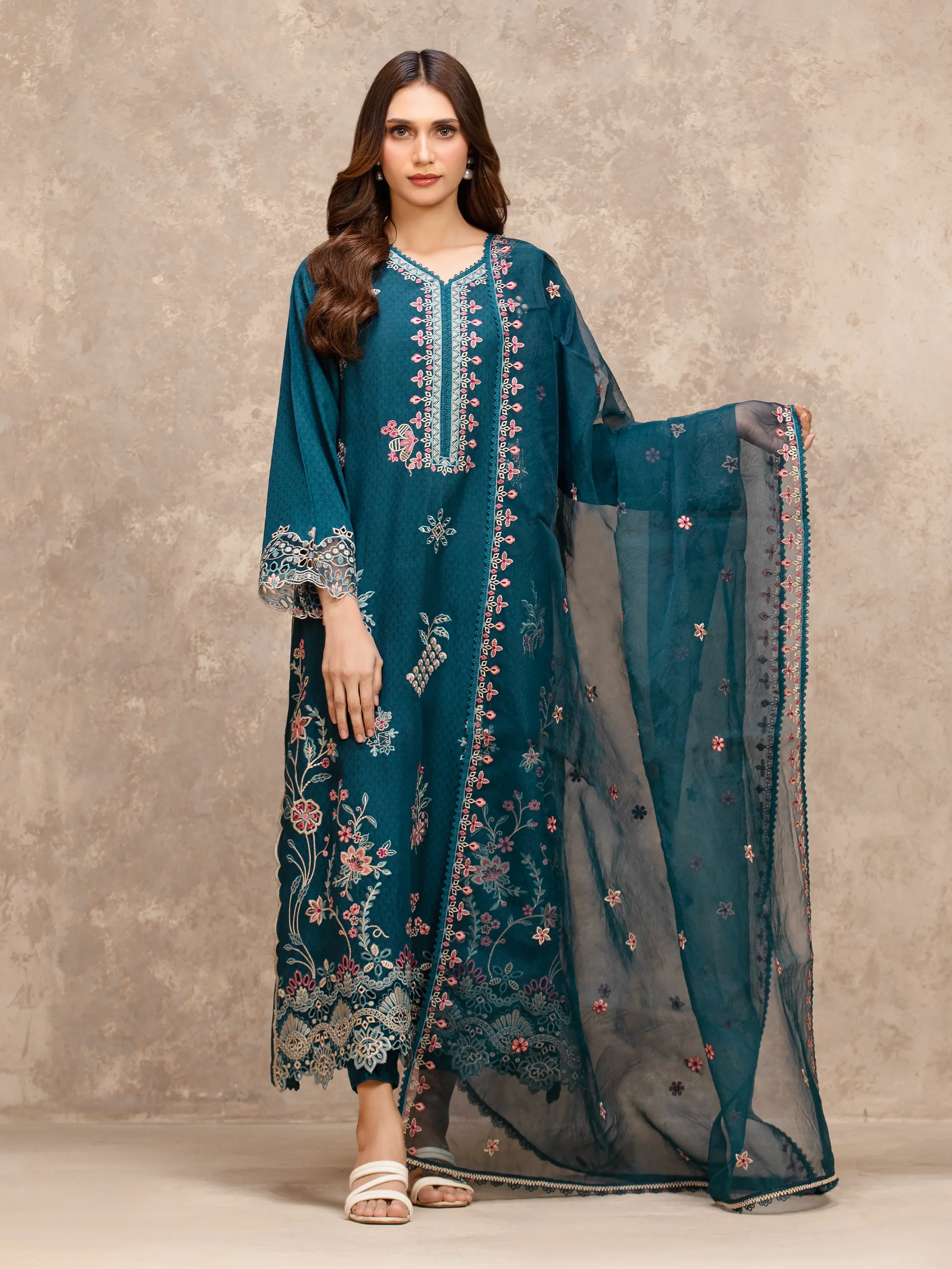 Embroidered Viscose Suit - EWU5V19-32027-3P