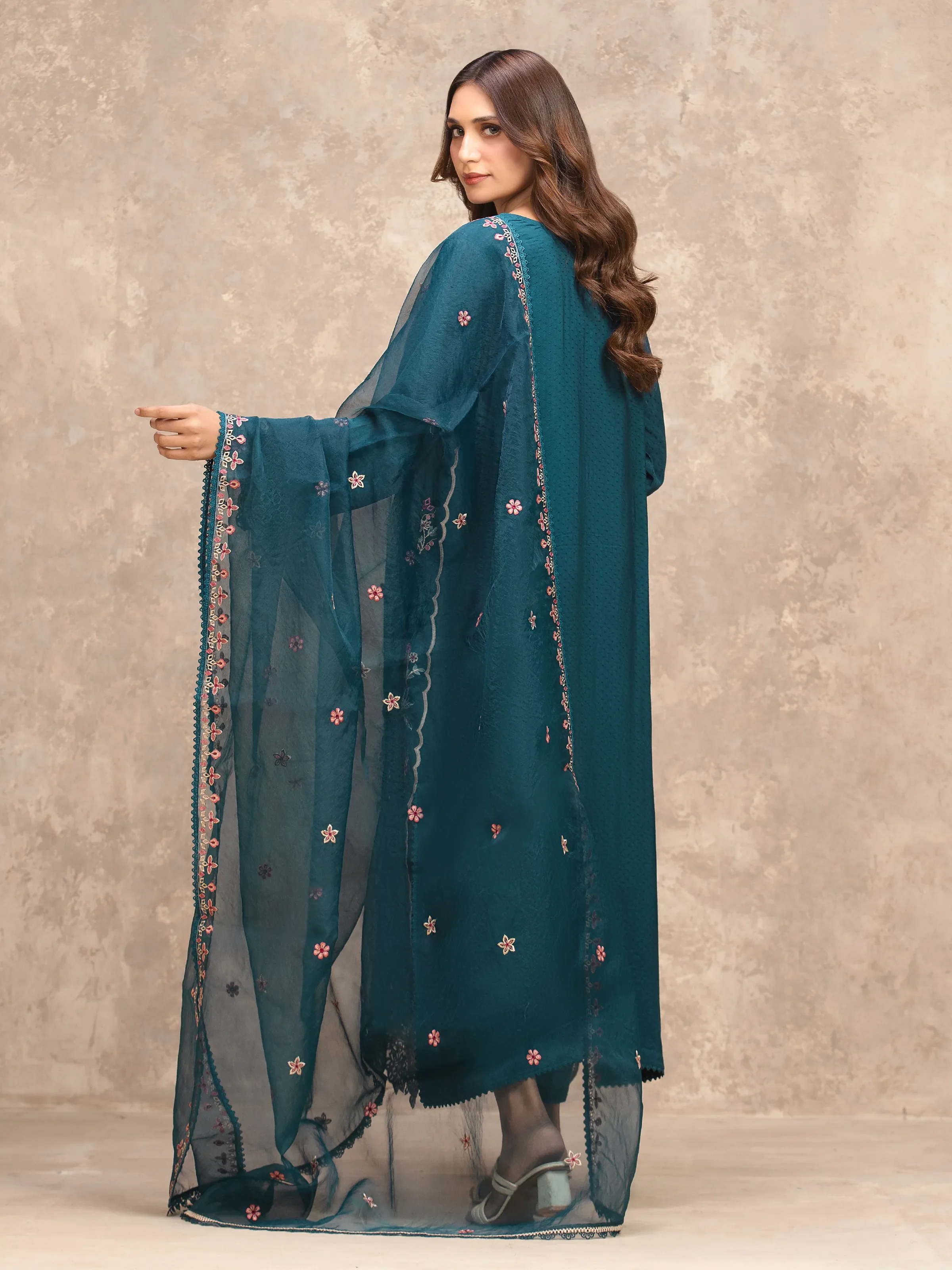 Embroidered Viscose Suit - EWU5V19-32027-3P - Image 6