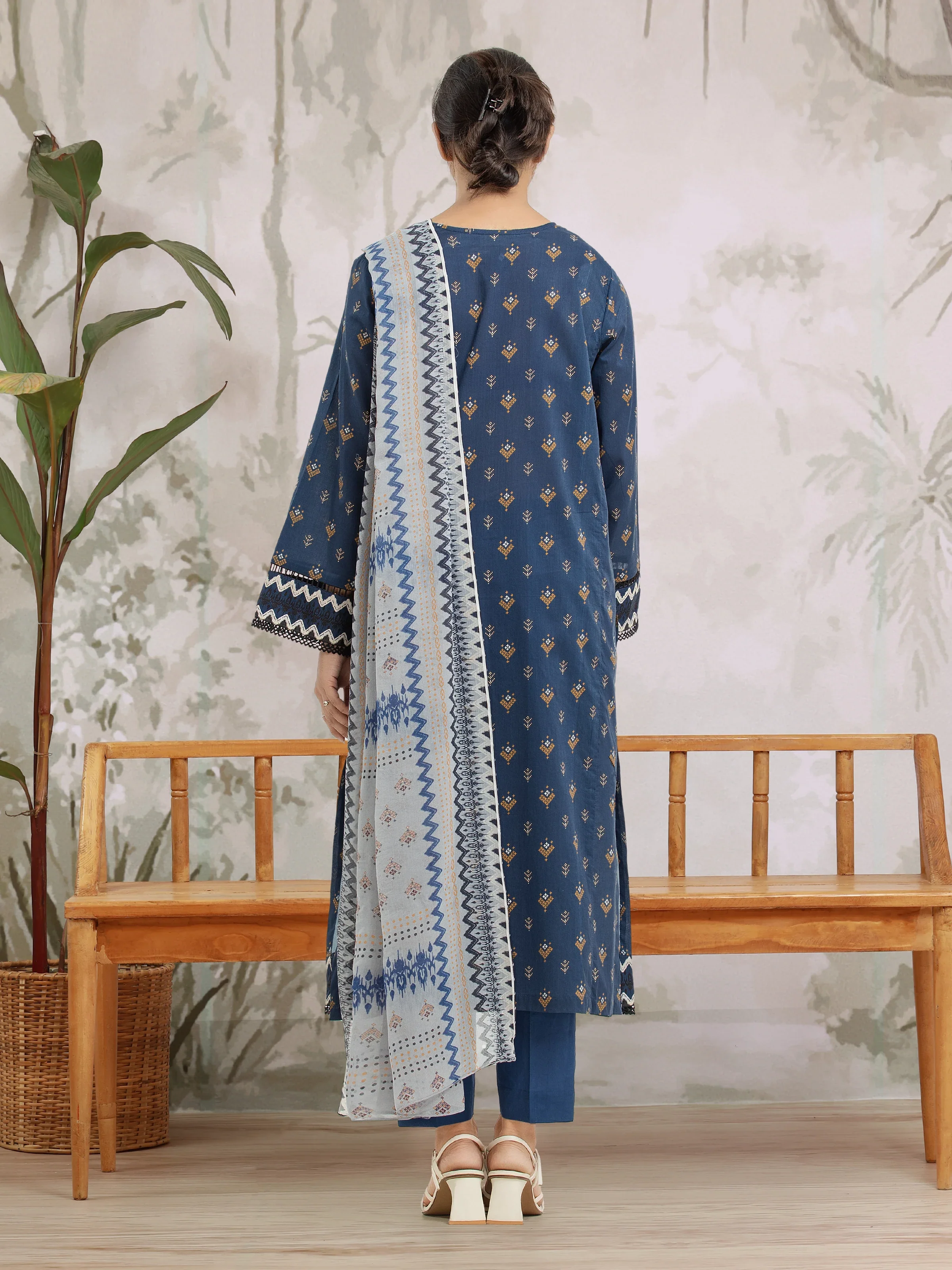 Printed Khaddar Suit - EWU24M2-196-3P - Image 2